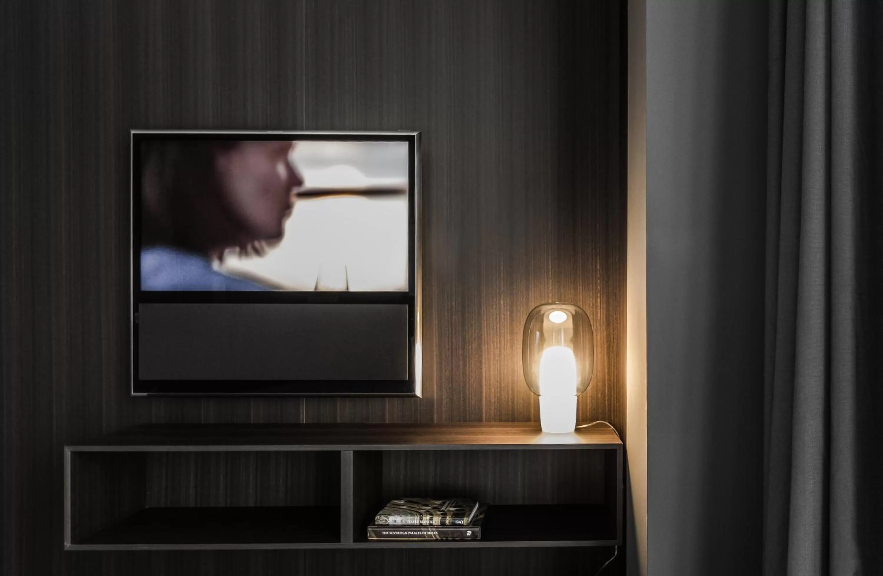 TV and multimedia in InterContinental Malta by IHG