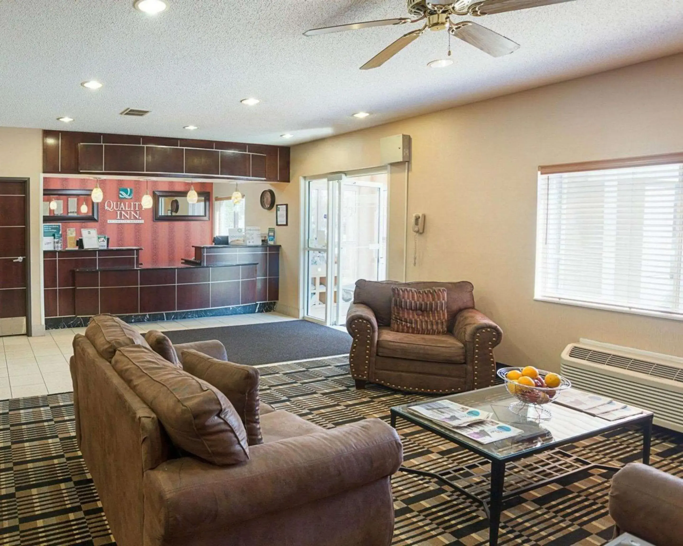 Lobby or reception in Quality Inn Brooklyn Center Lobby or reception in Quality Inn Brooklyn Center