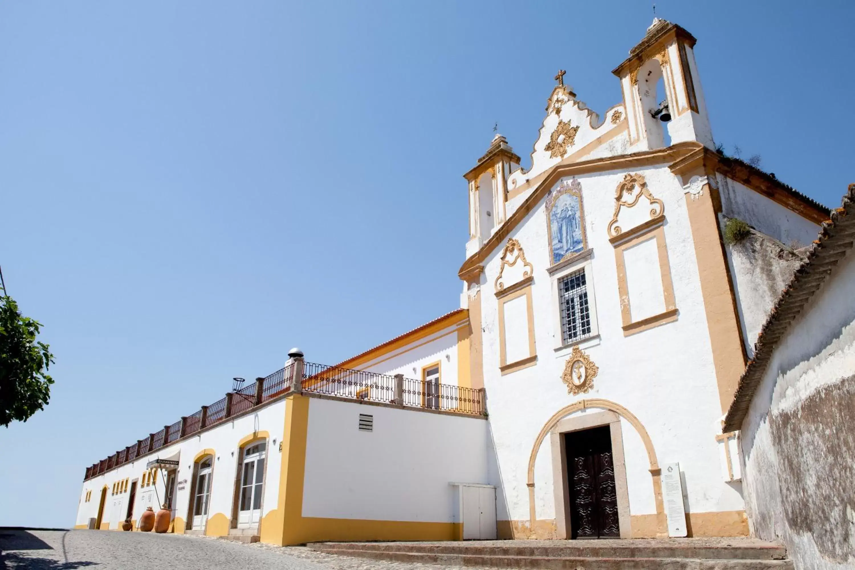 Facade/entrance, Property Building in Hotel Convento D'Alter