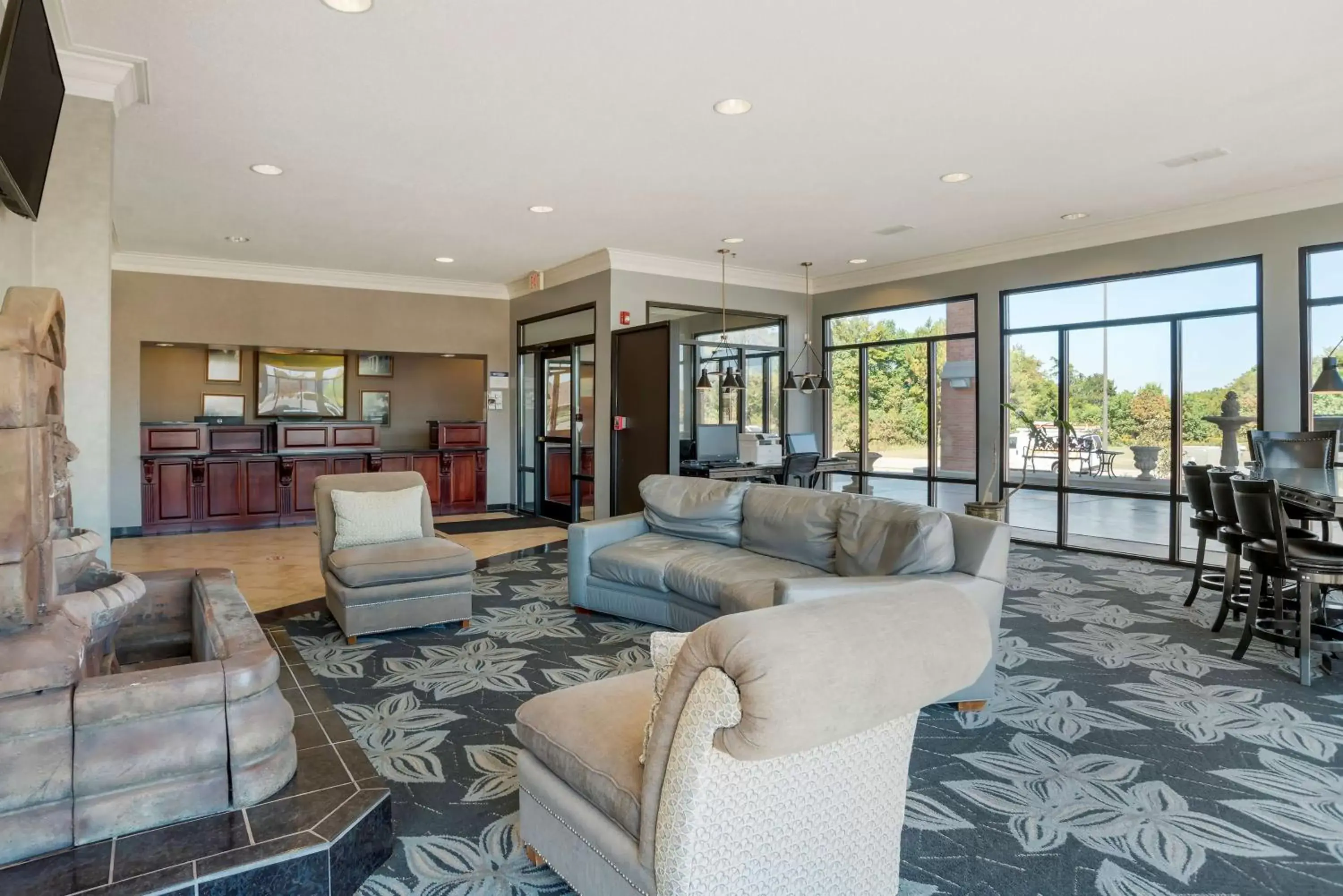 Lobby or reception, Seating Area in Best Western Plus Two Rivers Hotel & Suites