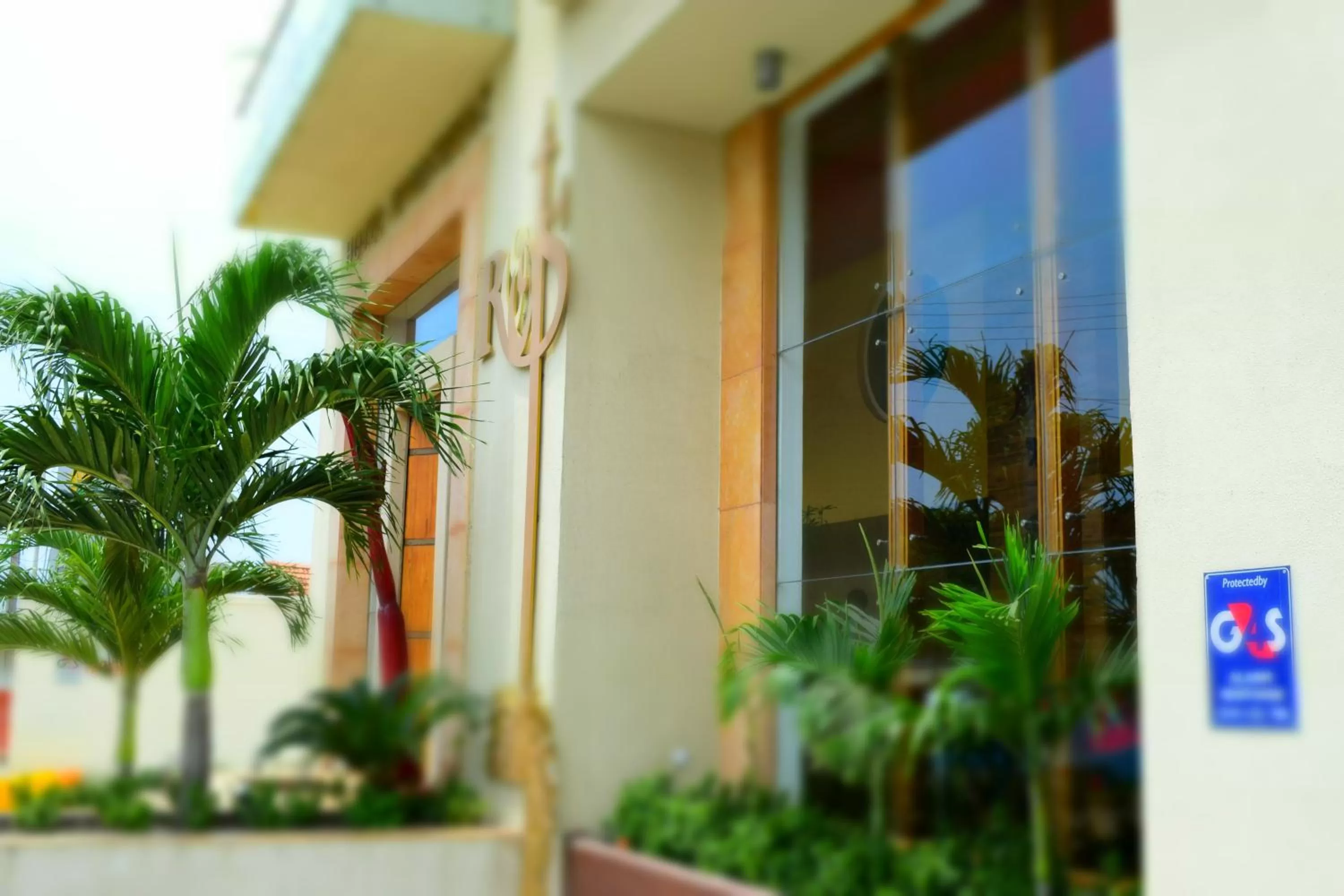 Facade/entrance in Roots Hotel Apartment