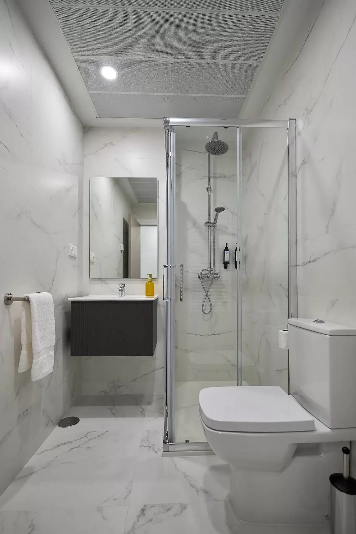 Shower, Bathroom in Inés Luna Suites