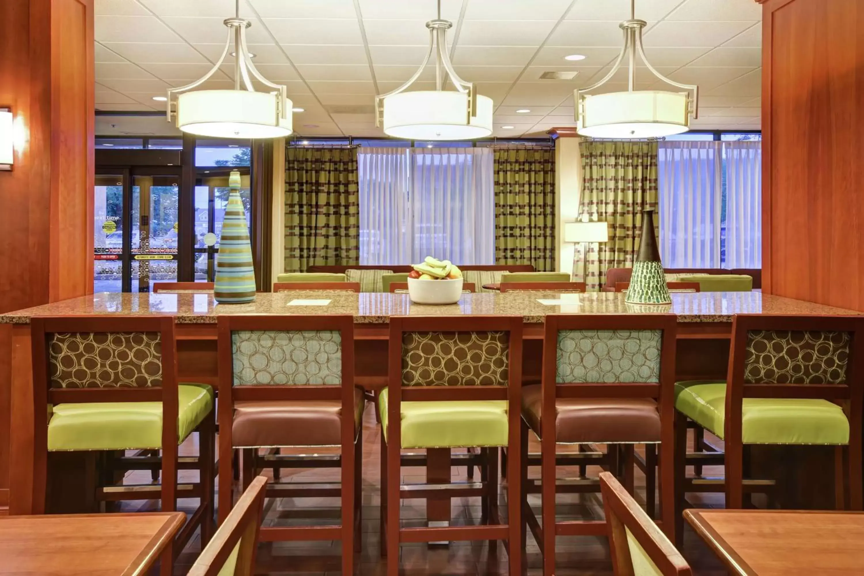 Lobby or reception, Restaurant/Places to Eat in Hampton Inn Chicago-Gurnee