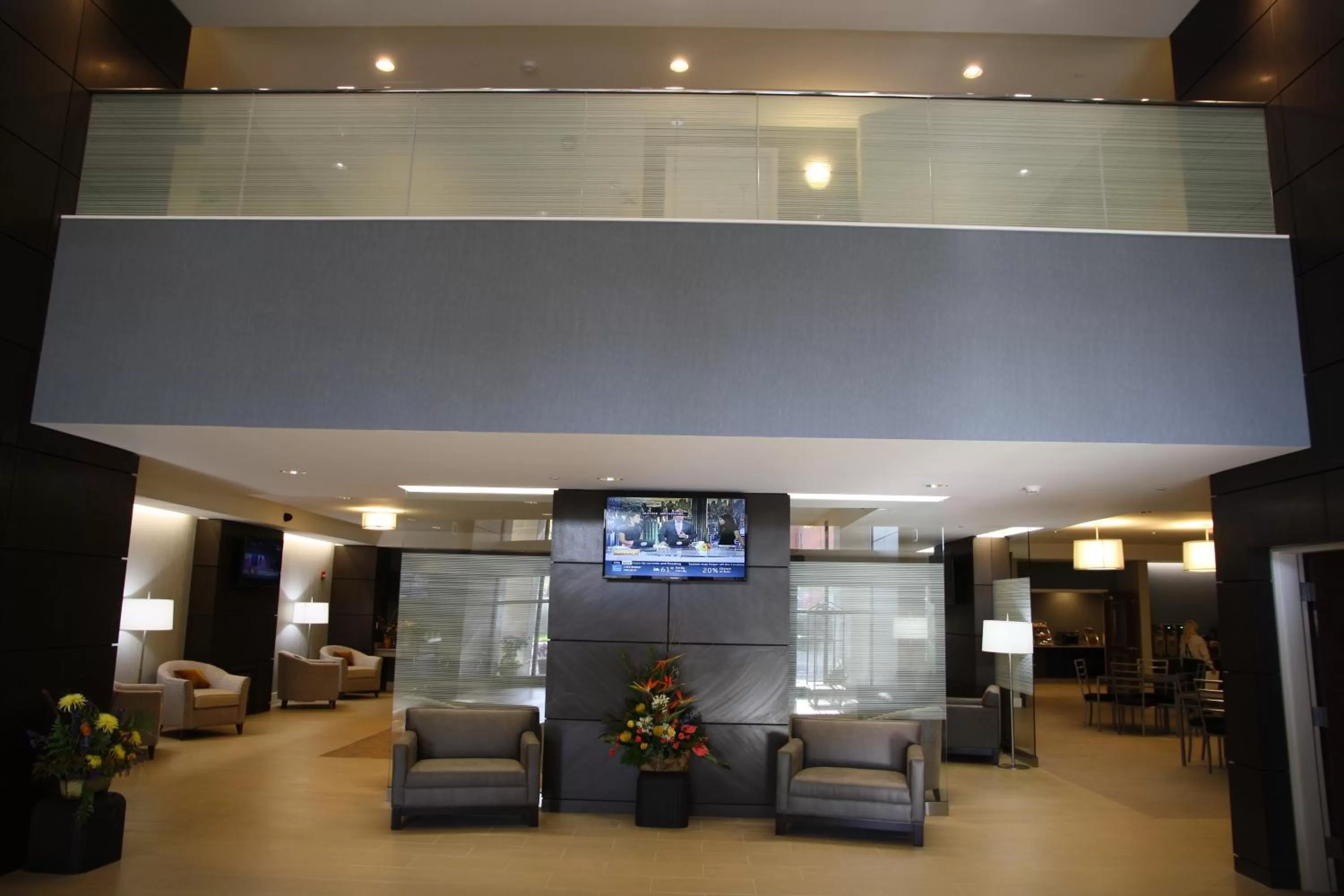 Lobby or reception in Wingate by Wyndham Niagara Falls