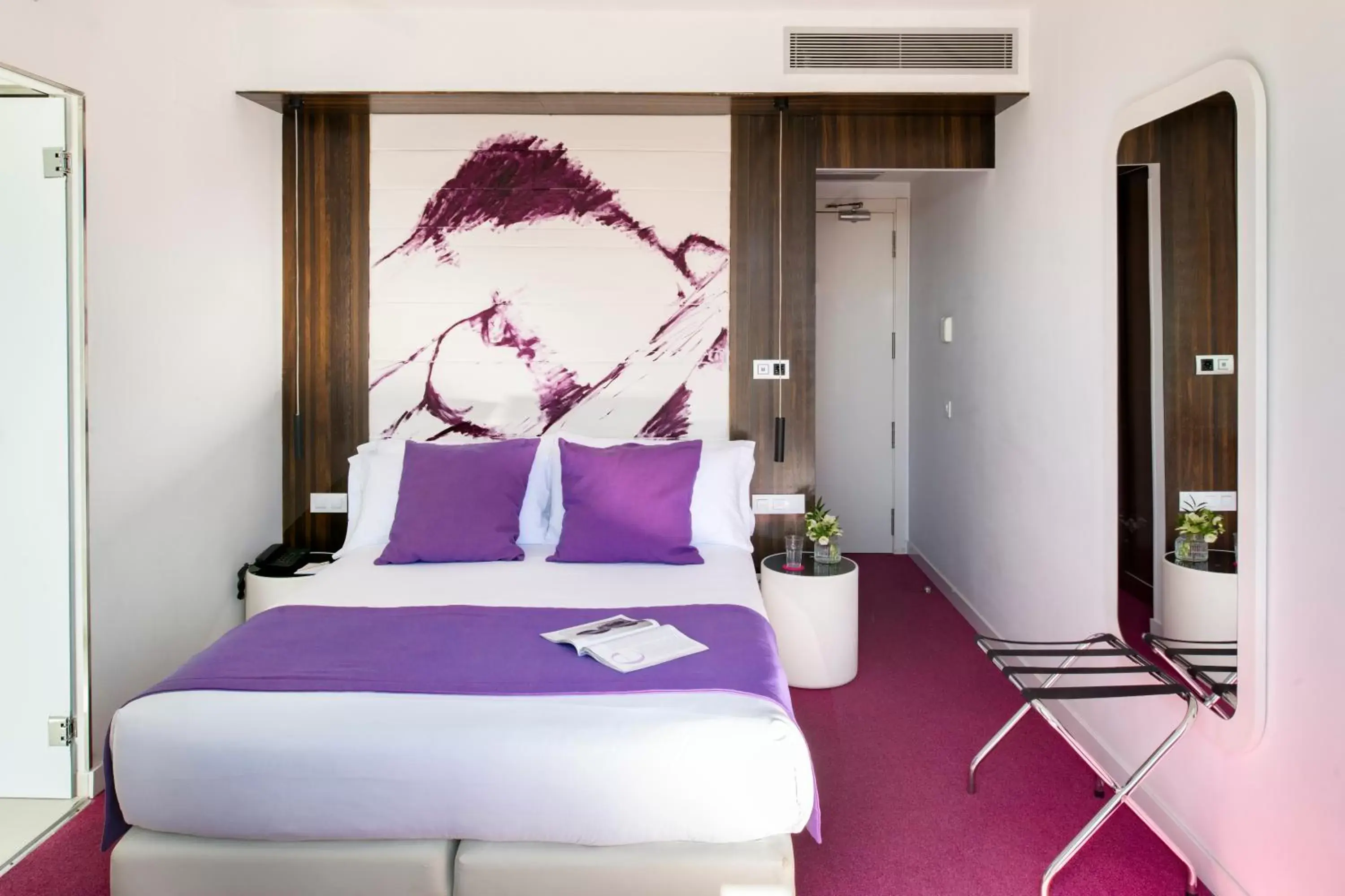 Bed in Allegro Barcelona