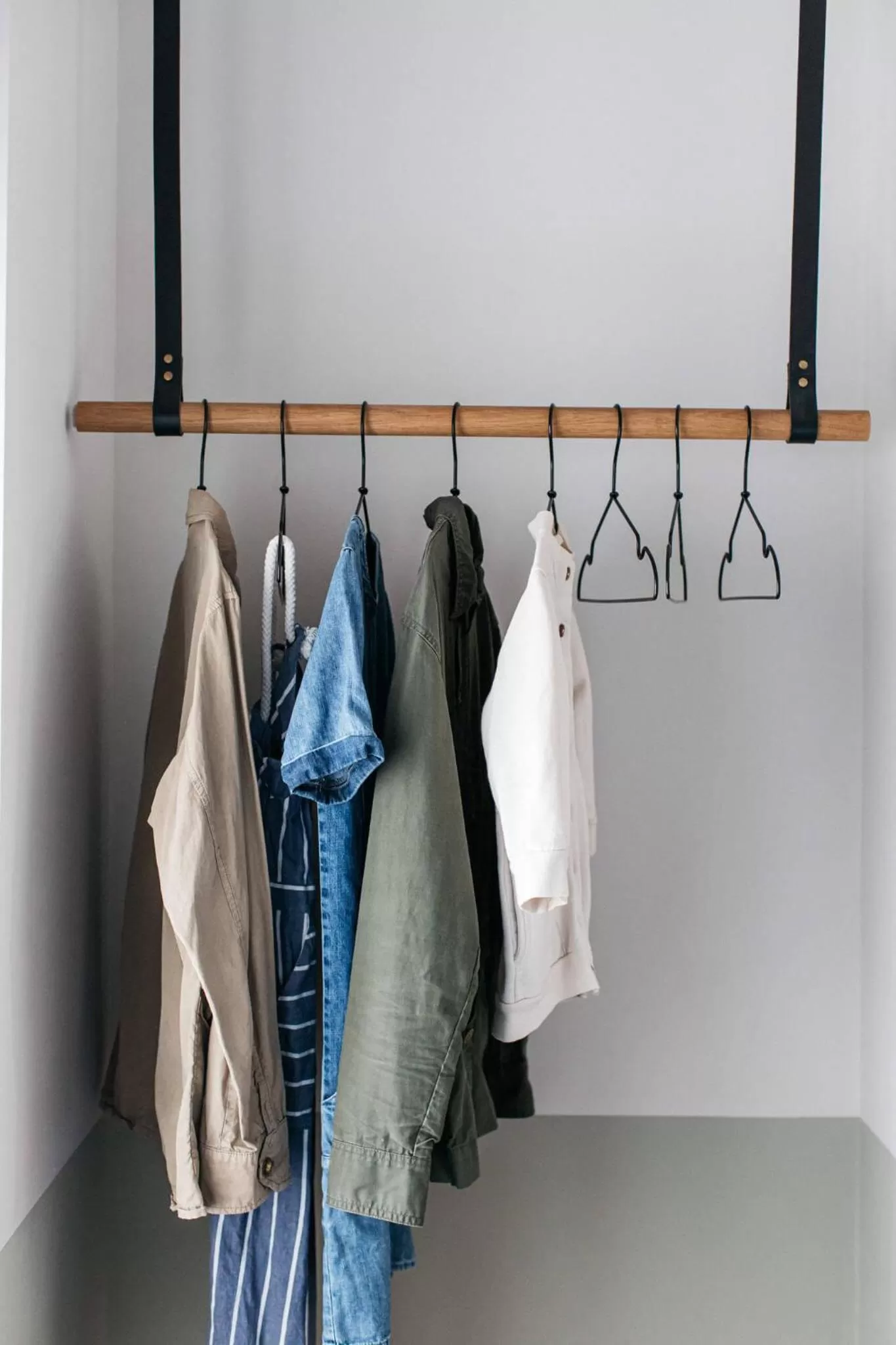 wardrobe in Port Hotel