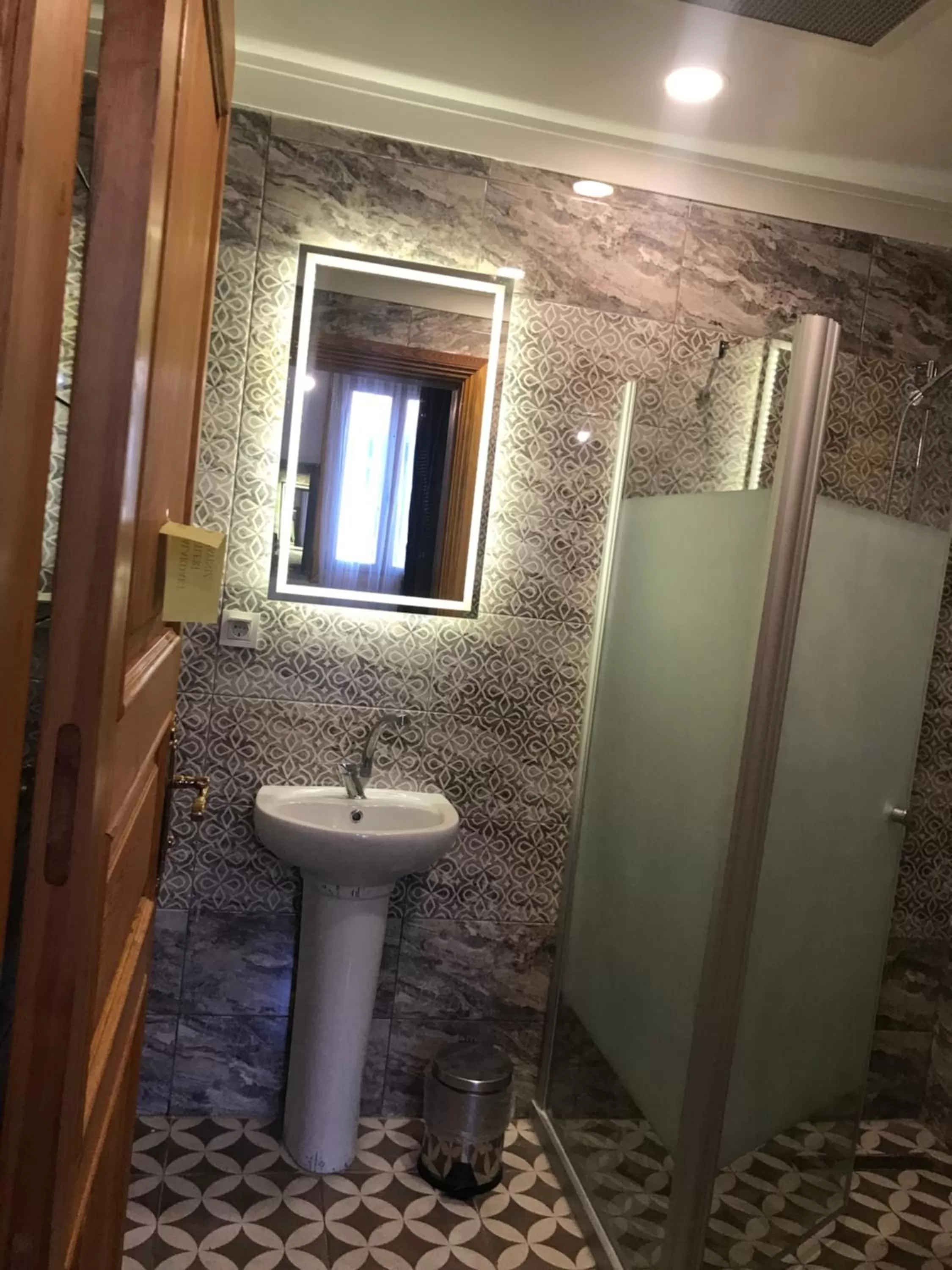 Shower in Green Mansion