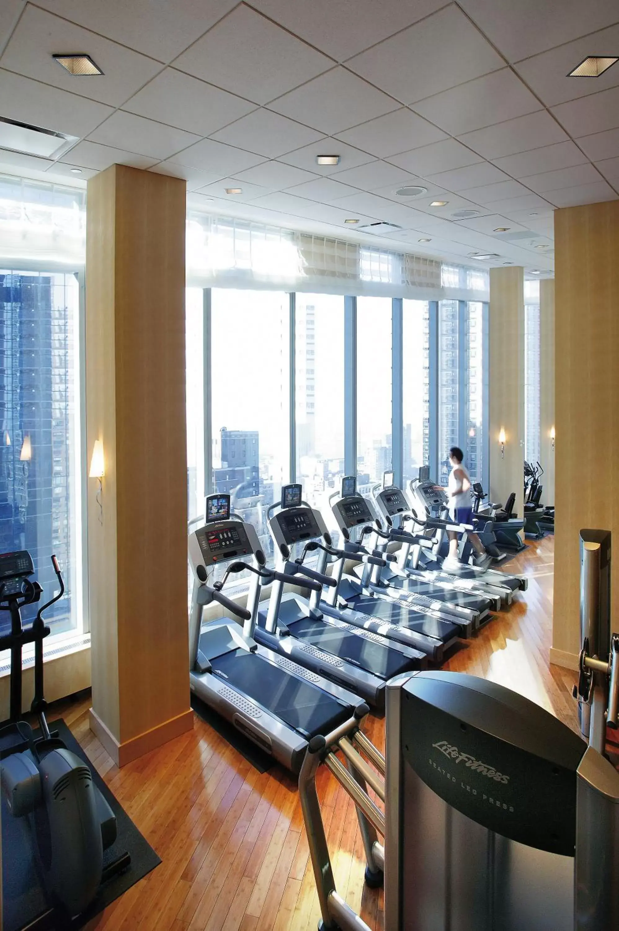 Fitness centre/facilities in Mandarin Oriental New York