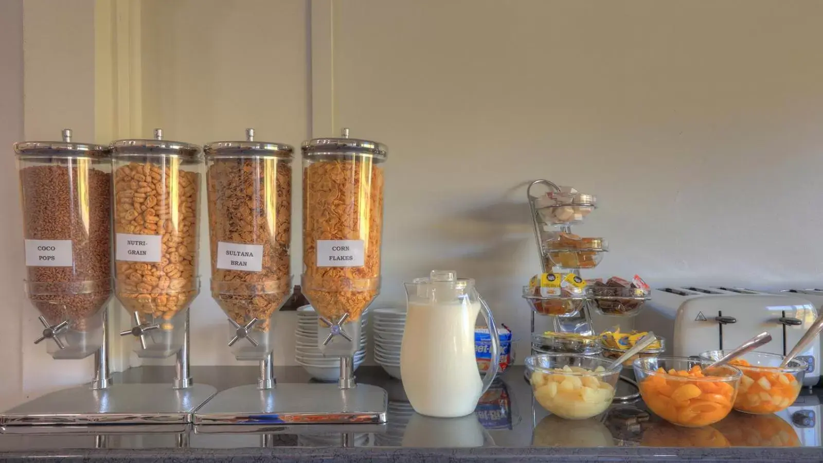 Continental breakfast in Glen Innes Motel