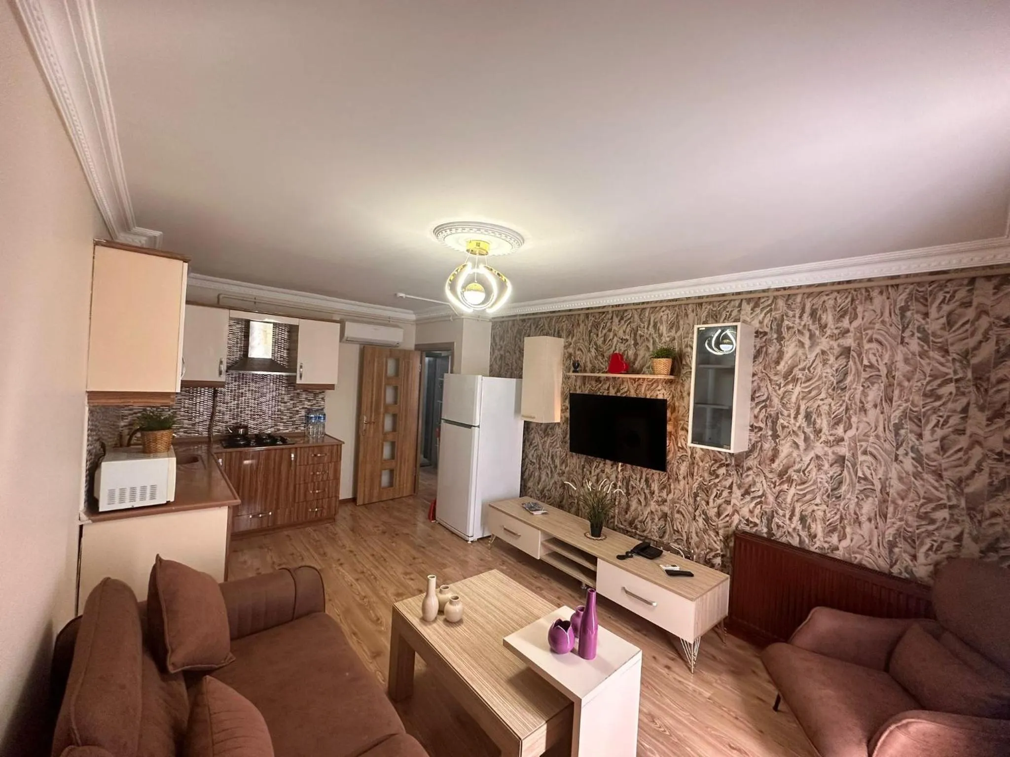 TV and multimedia in Overland Residence