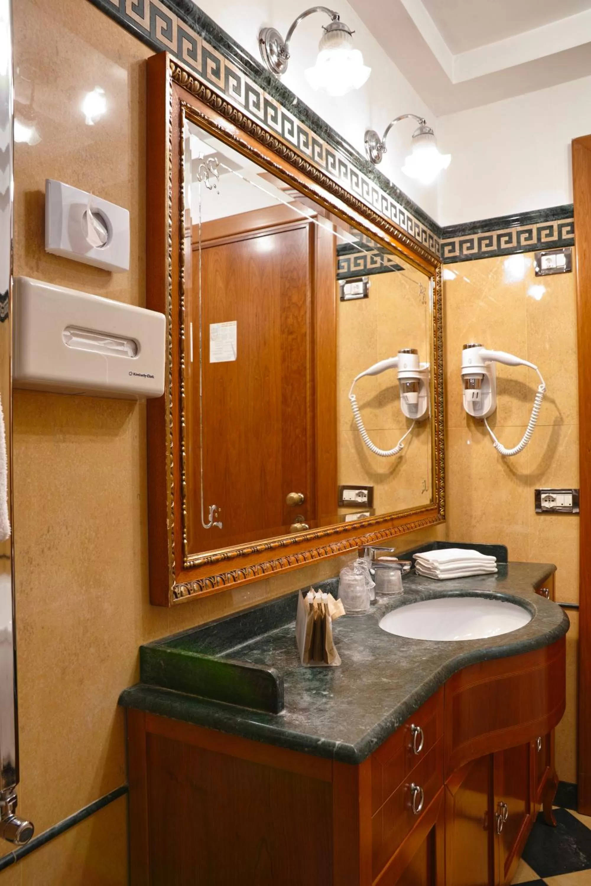 Bathroom in Hotel Hiberia