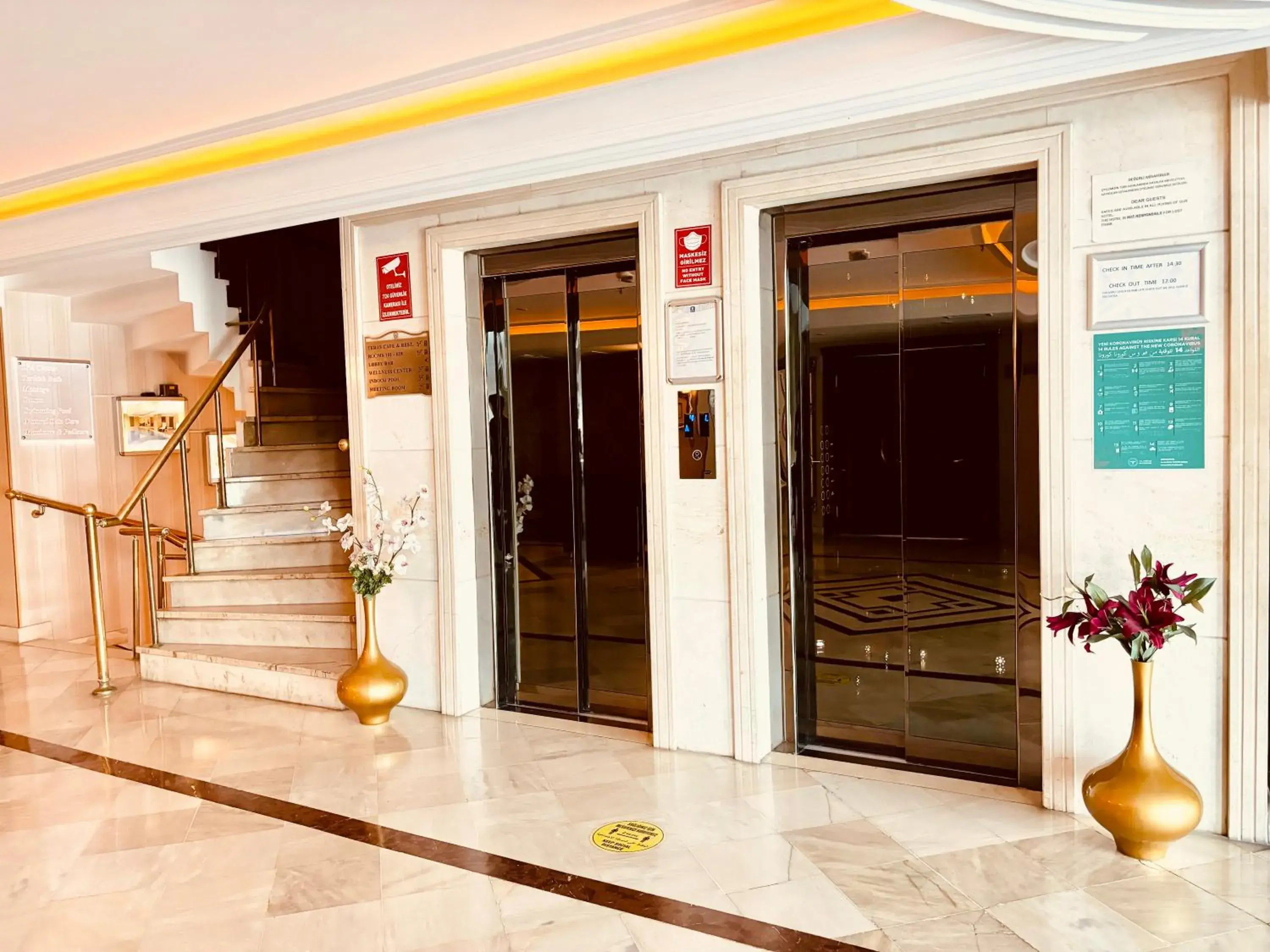 Lobby or reception in Askoc Hotel & SPA