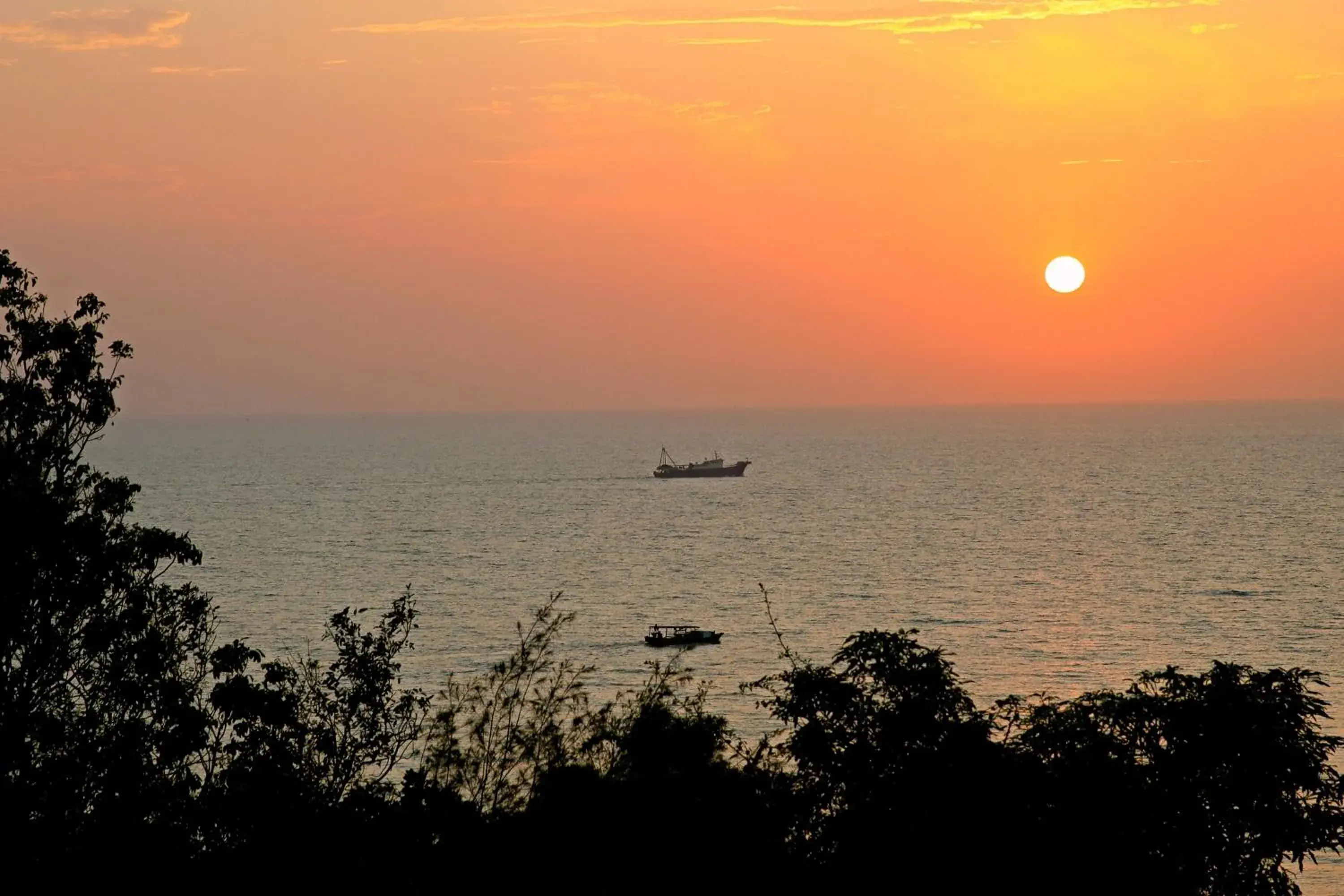 Restaurant/places to eat, Sunrise/Sunset in Sheraton Beihai Resort