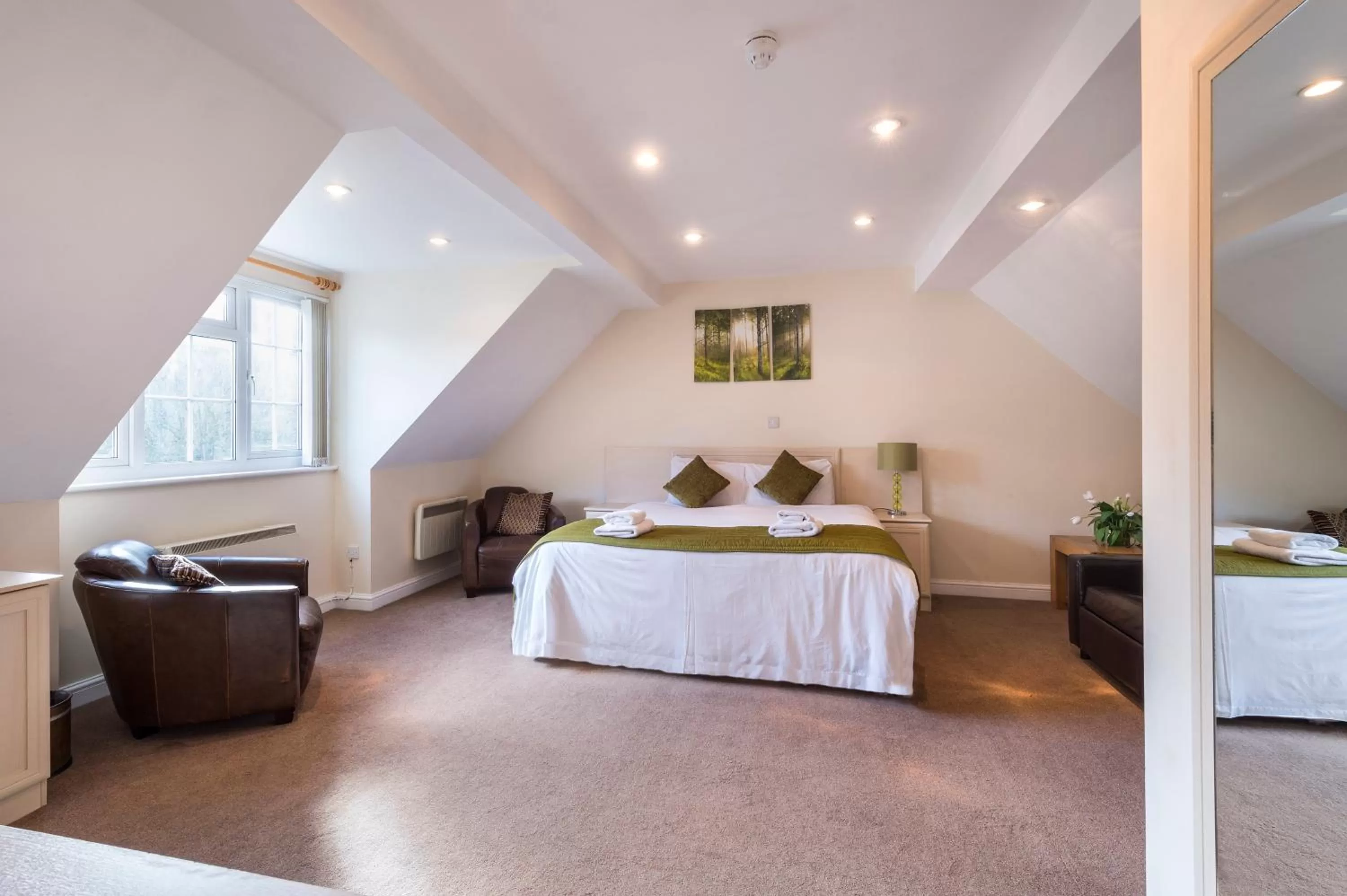 Bedroom, Bed in The Limes Country Lodge Hotel & Admiral Restaurant