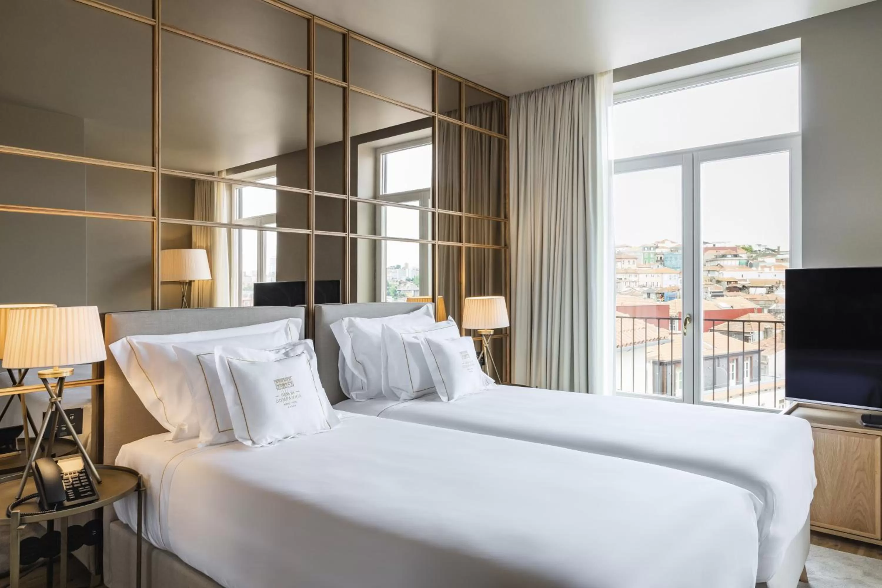 Photo of the whole room, Bed in Casa da Companhia Hotel & Spa, Vignette Collection by IHG