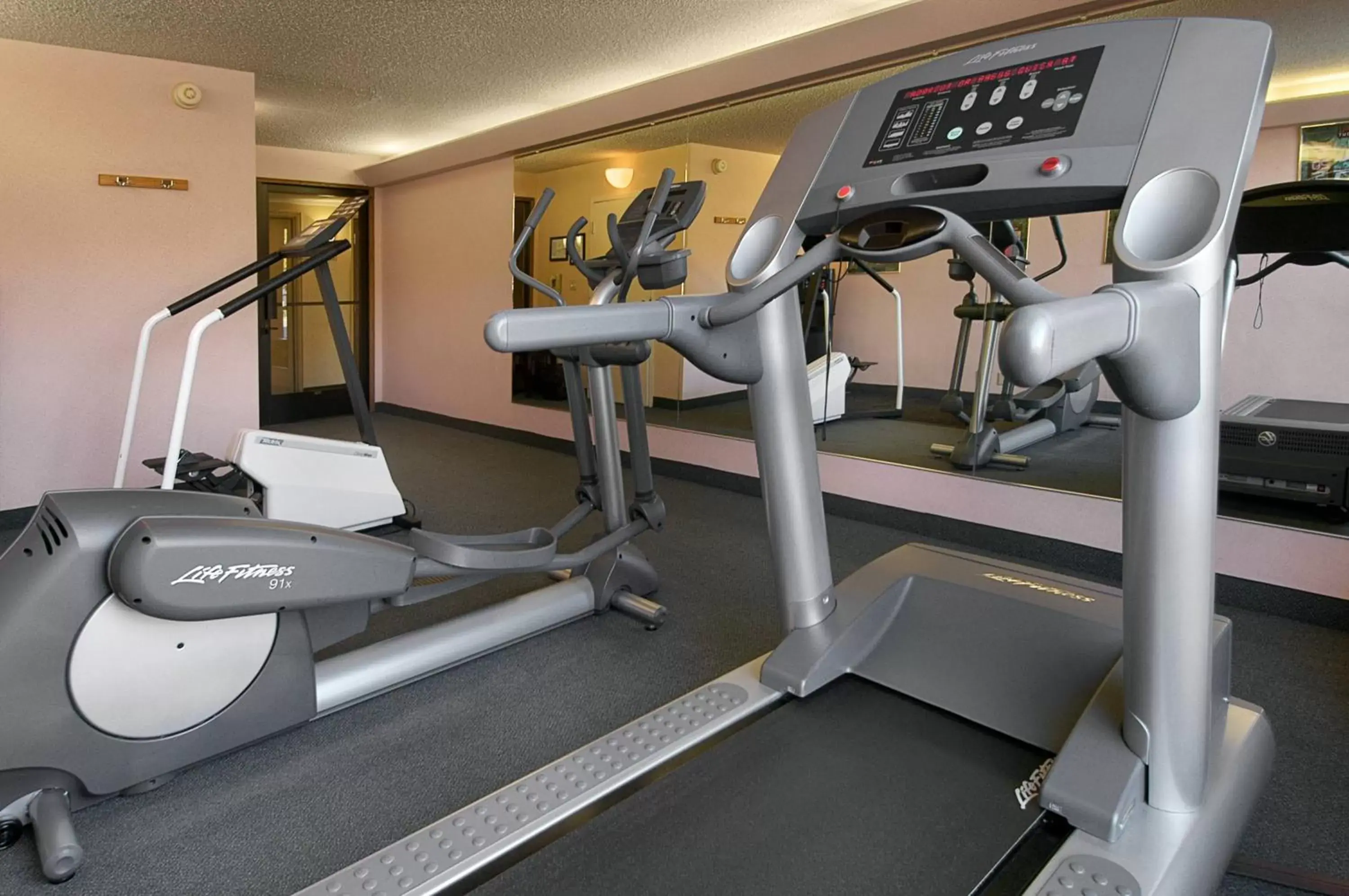 Fitness centre/facilities, Fitness Center/Facilities in Red Lion Hotel Kelso