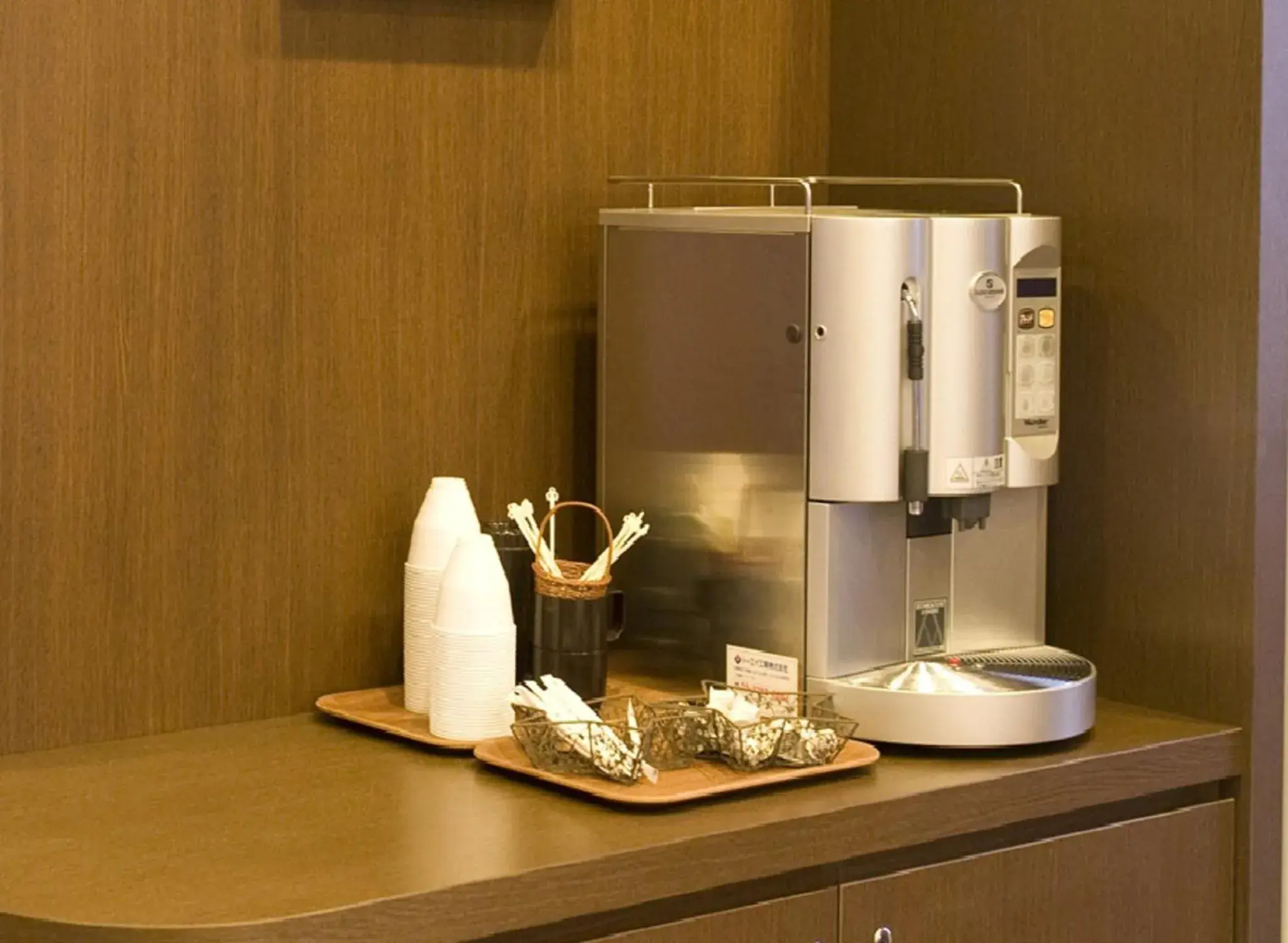 Drinks, Coffee/Tea Facilities in Hotel Route-Inn Omagari Ekimae