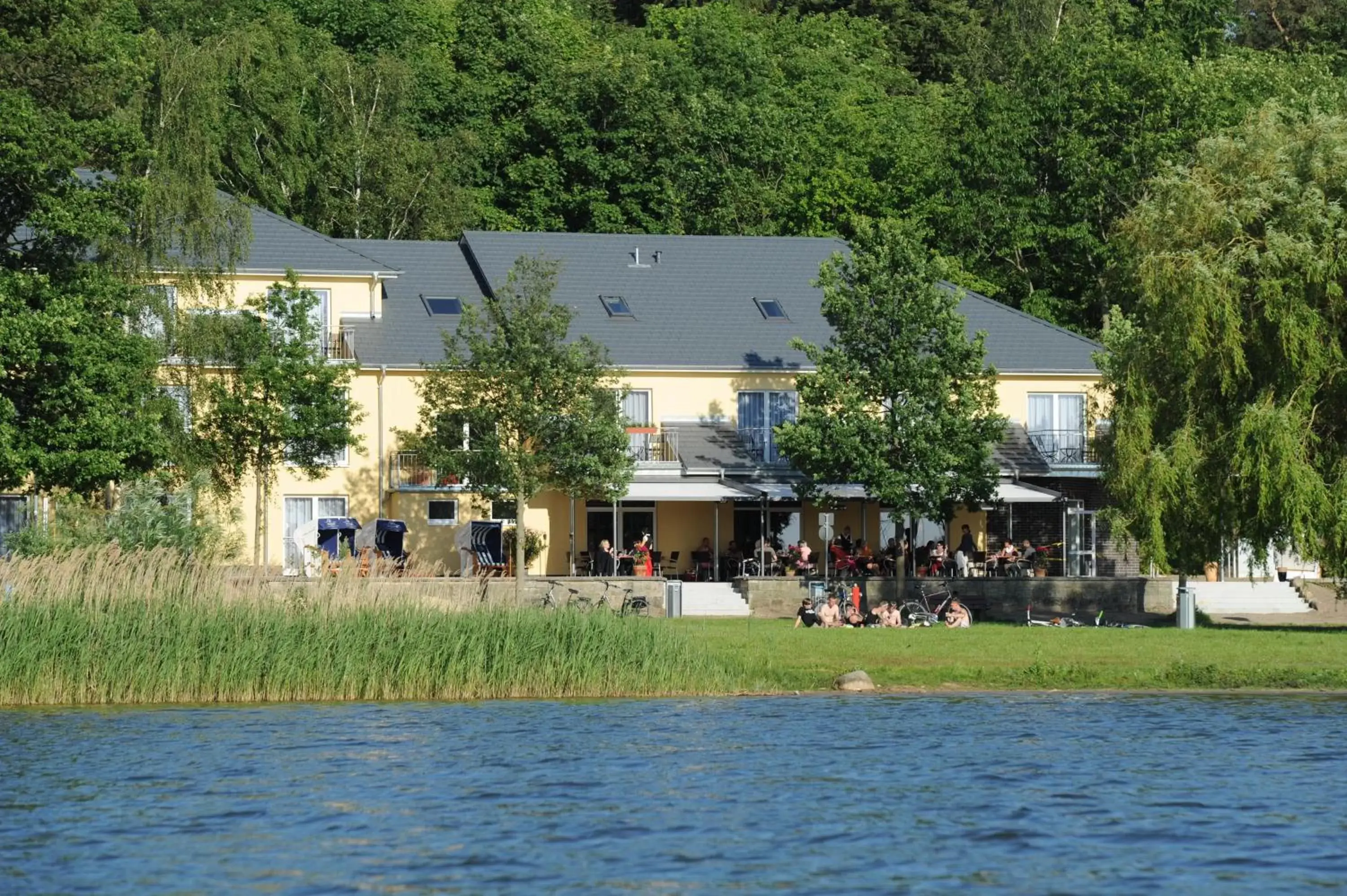 Property Building in Strandhaus am Inselsee