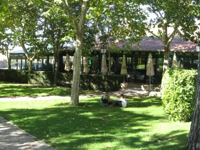 Garden in Hotel Restaurante Sonsoles