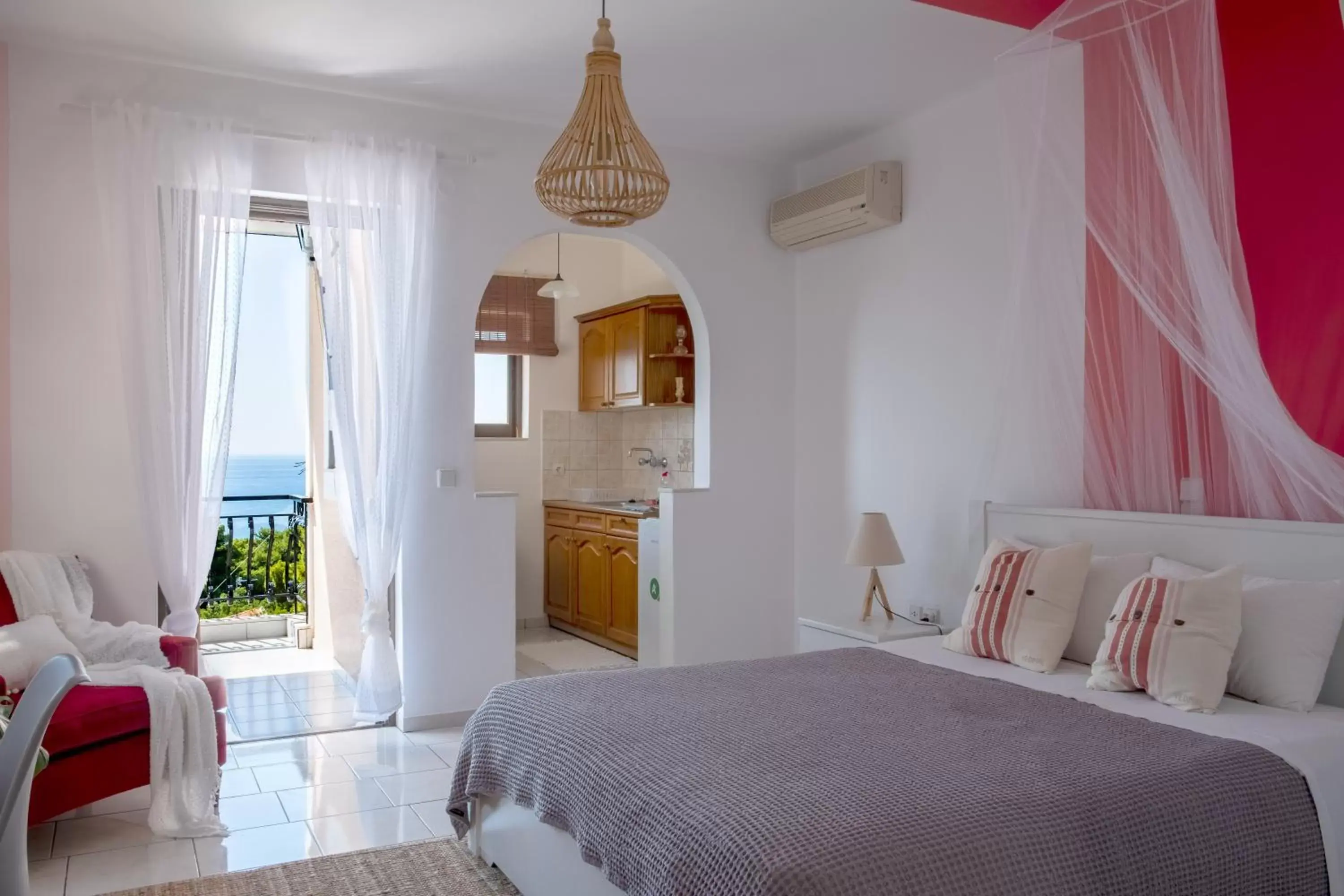 Bed in Pefkides Aegina Boutique Apartments