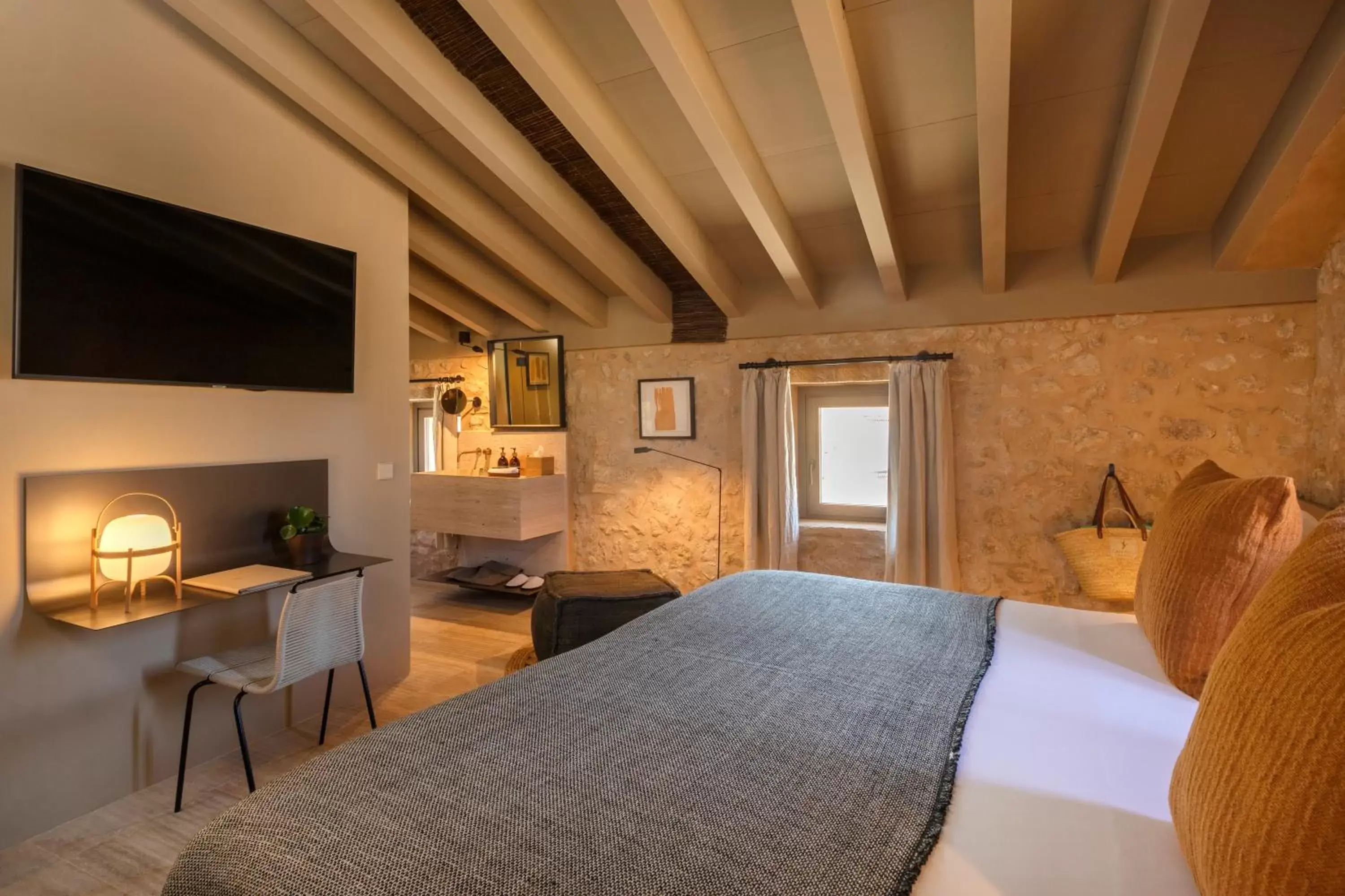 Bedroom, Bed in Can Aulí Luxury Retreat - Adults Only