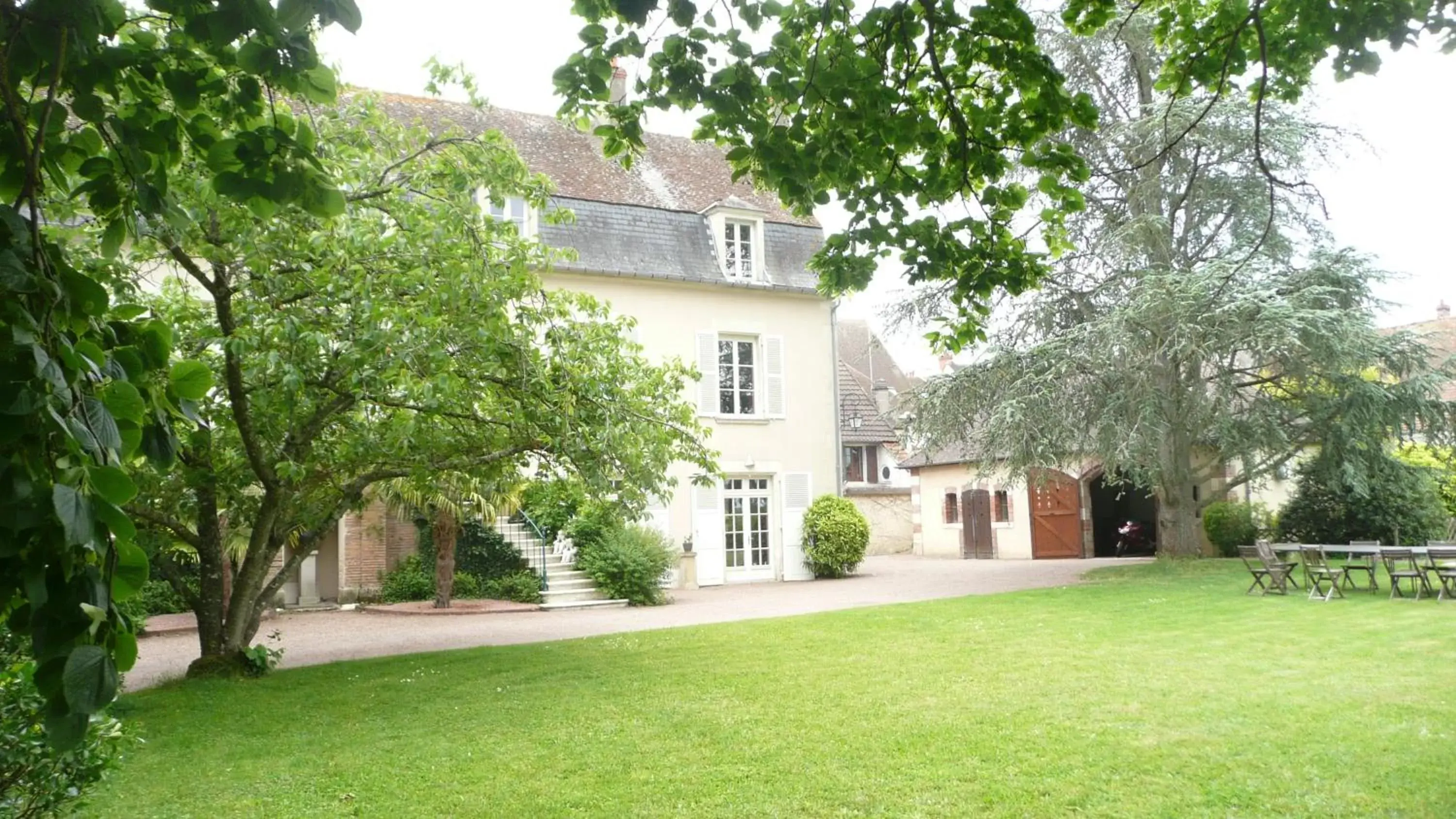 Facade/entrance, Property Building in Le Prieuré Saint Agnan