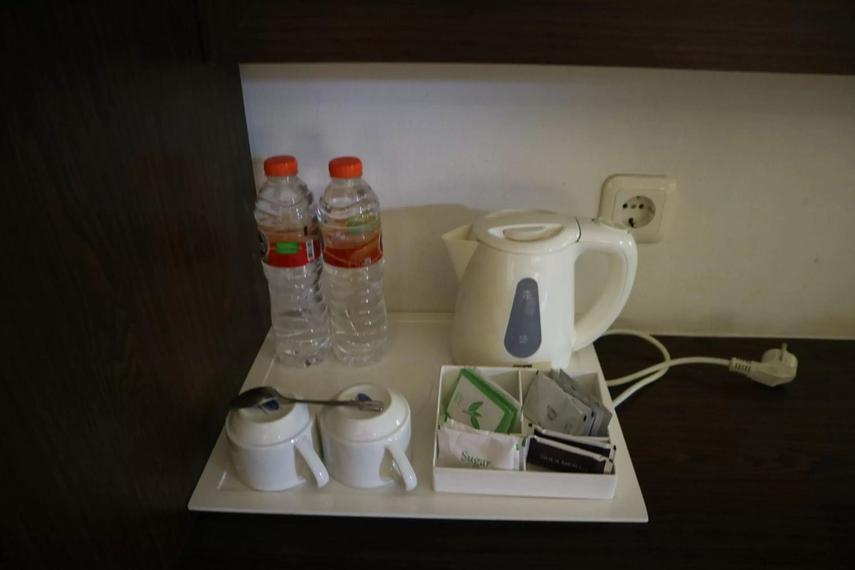 Coffee/Tea Facilities in Amanuba Hotel & Resort Rancamaya