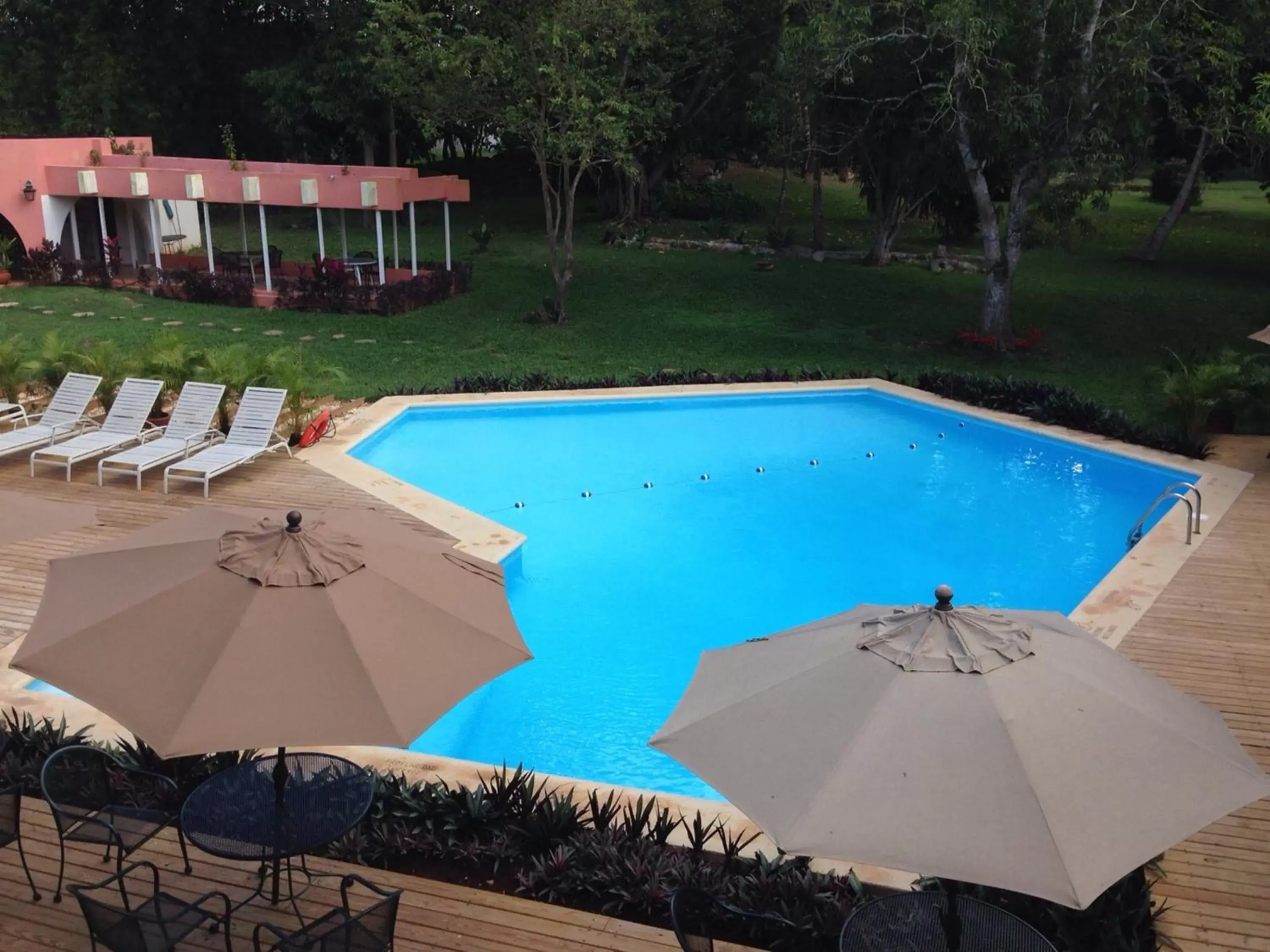 Day, Pool View in Hotel Chichen Itza
