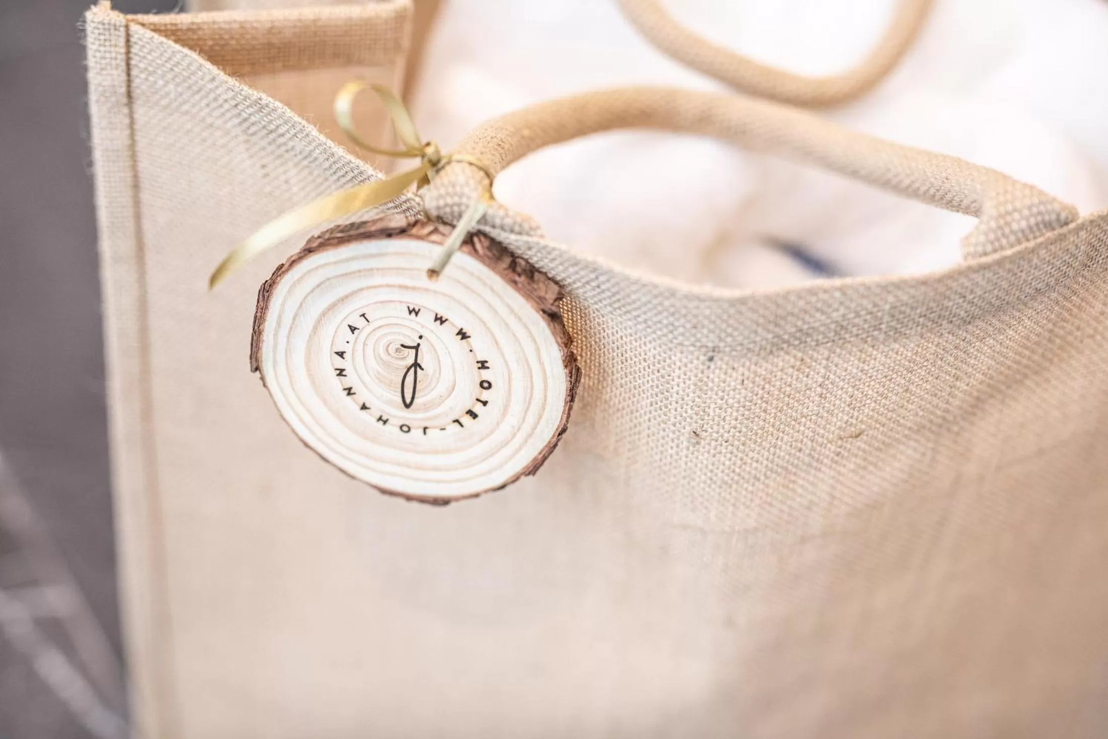 Logo/Certificate/Sign in Hotel Johanna mitten im Ötztal