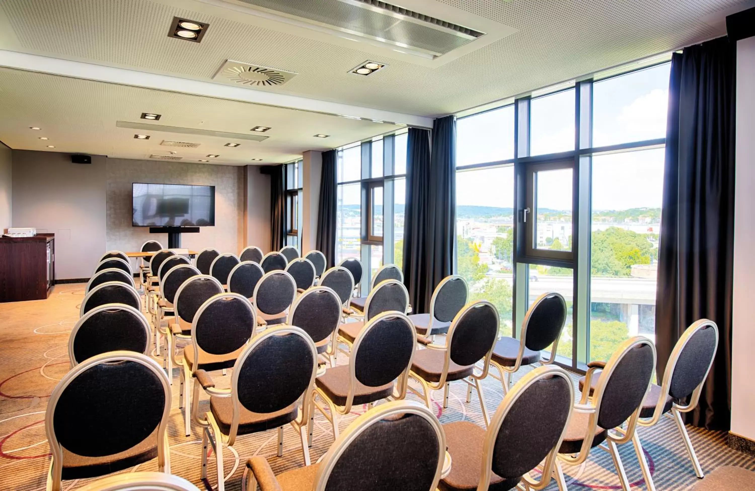 Meeting/conference room in Leonardo Royal Hotel Ulm