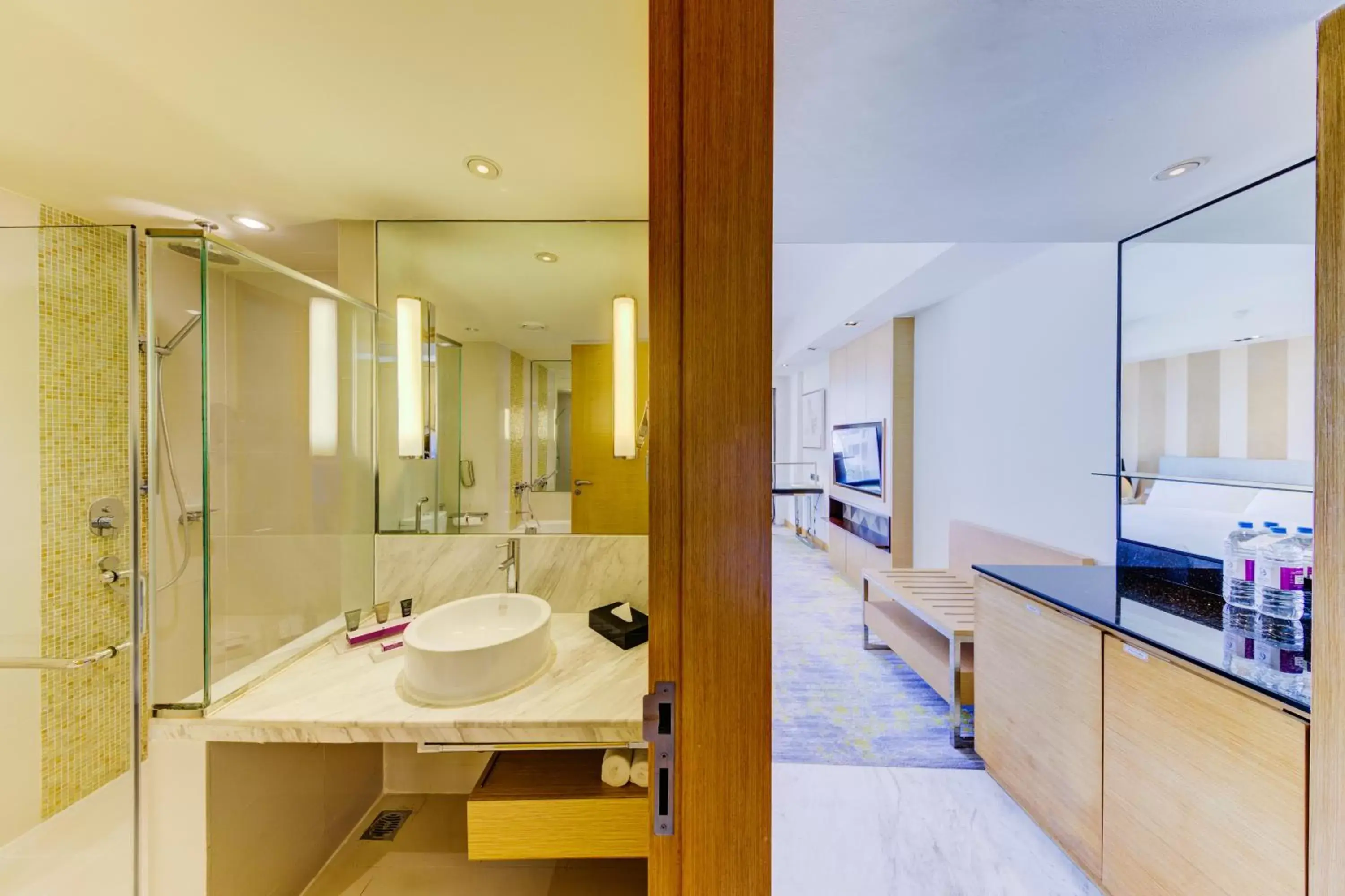 Shower, Bathroom in Cinnamon Grand Colombo