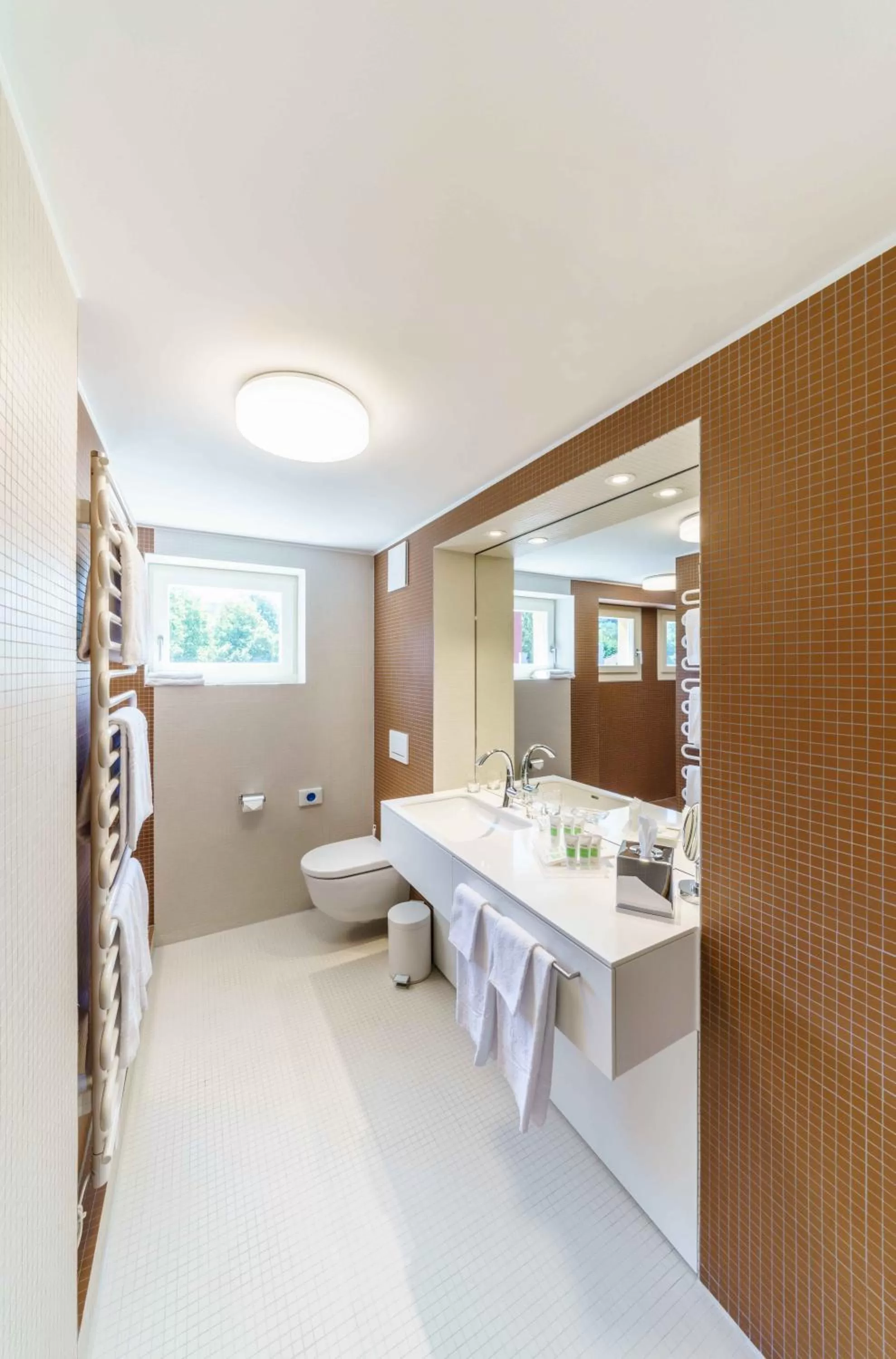 Bathroom in Kurhotel Im Park