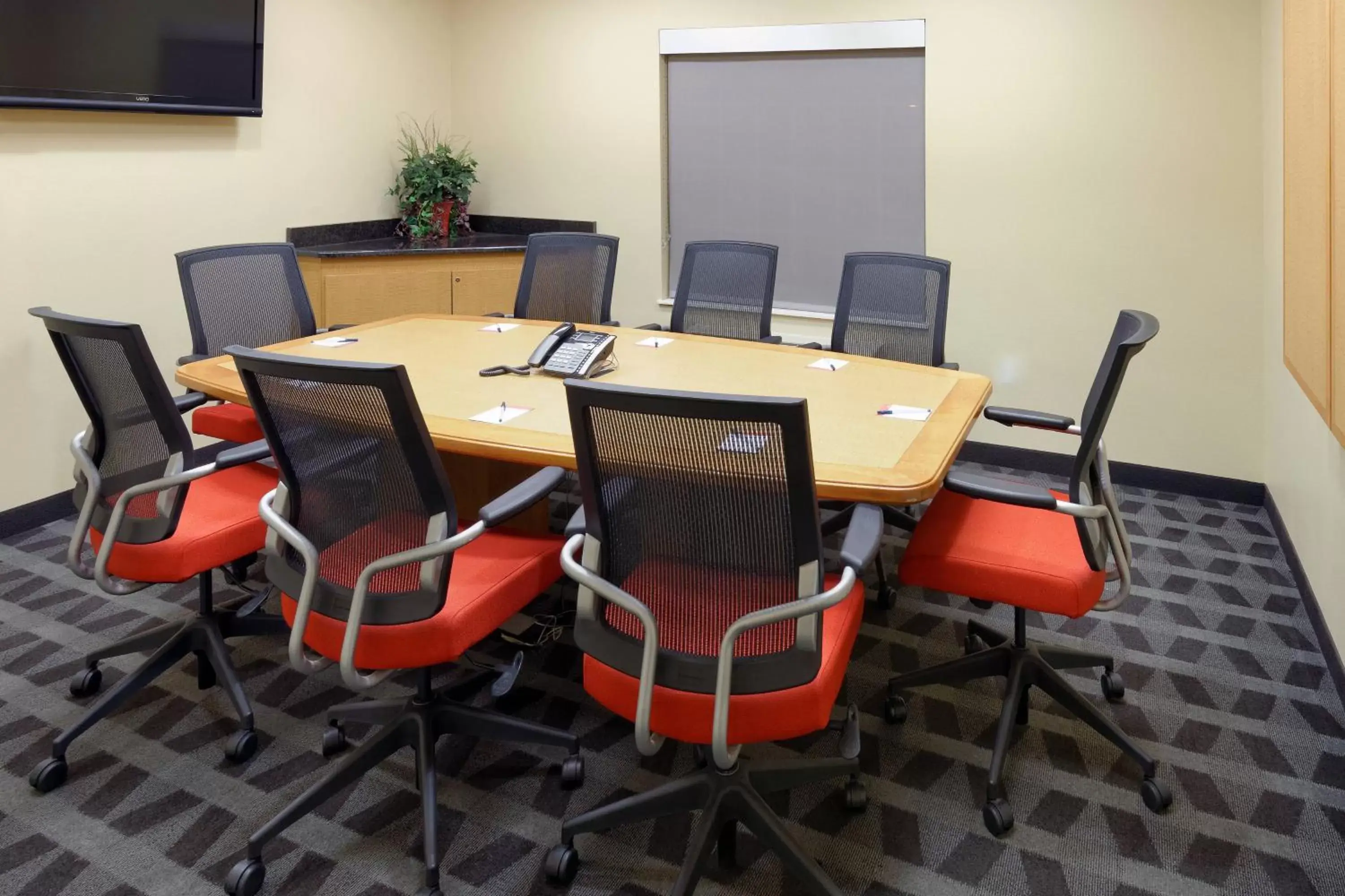 Meeting/conference room in TownePlace Suites Joplin