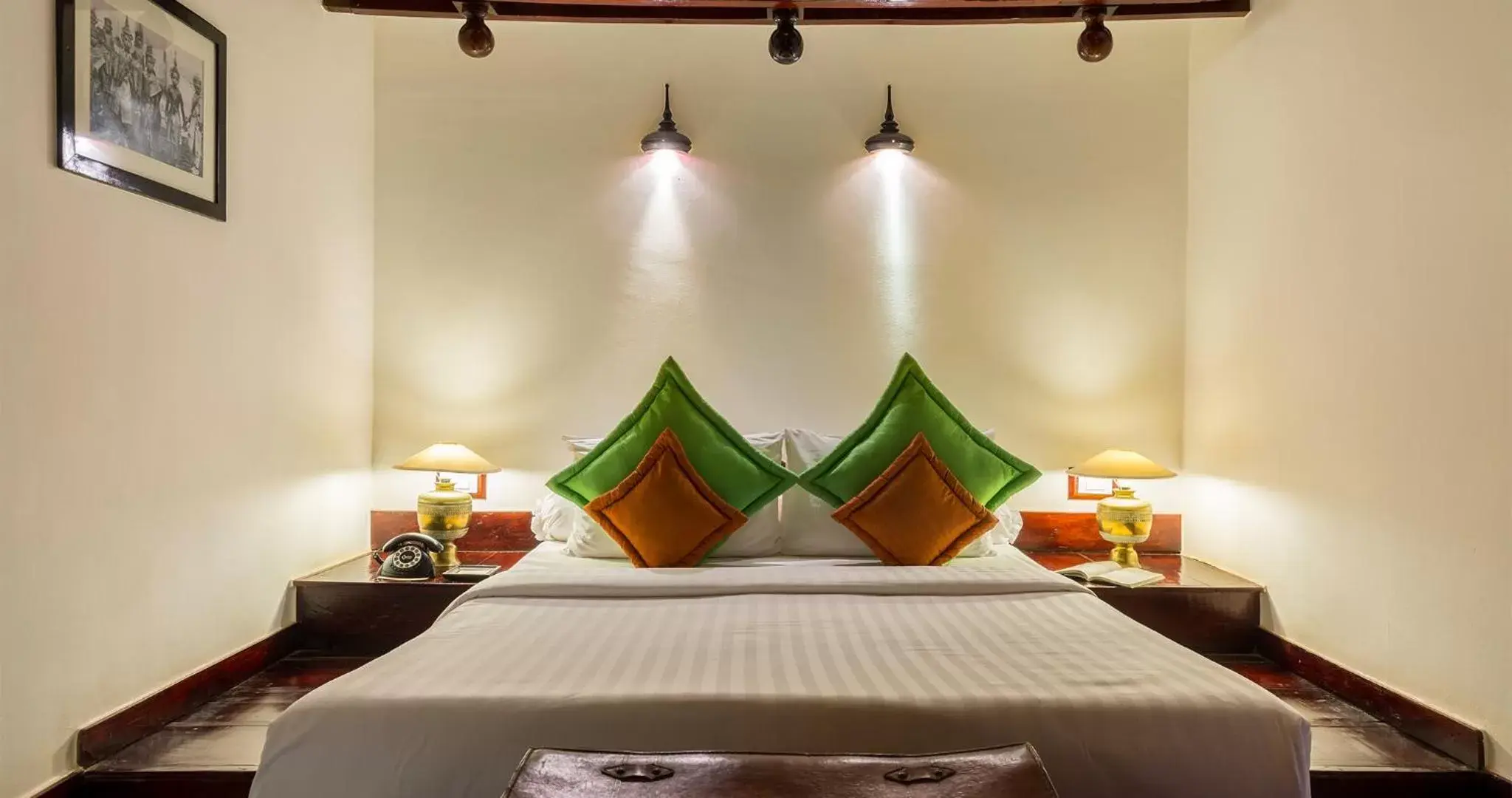 Bedroom, Bed in Angkor Village Hotel