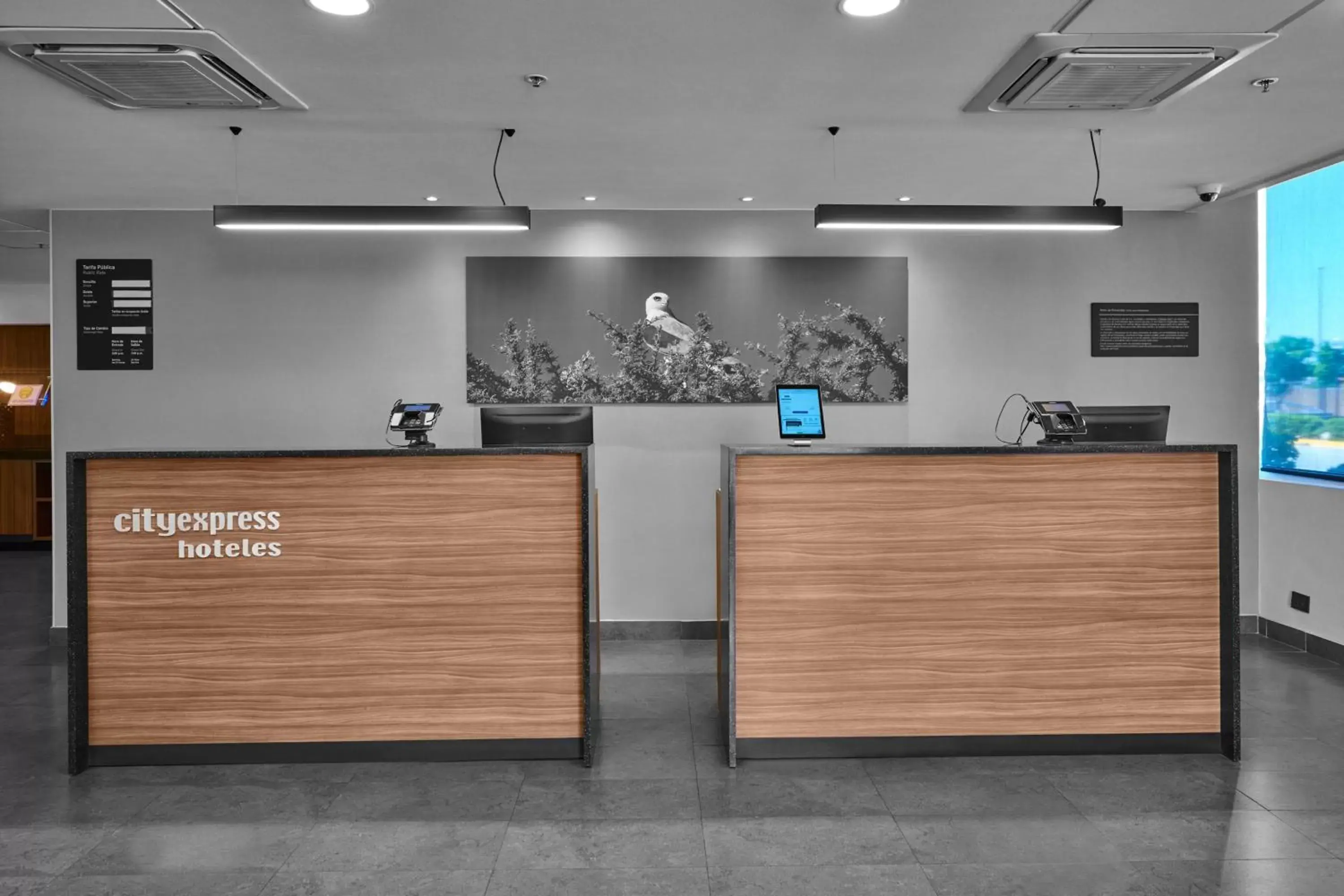 Lobby or reception in City Express by Marriott Ciudad Juárez Lobby or reception in City Express by Marriott Ciudad Juárez