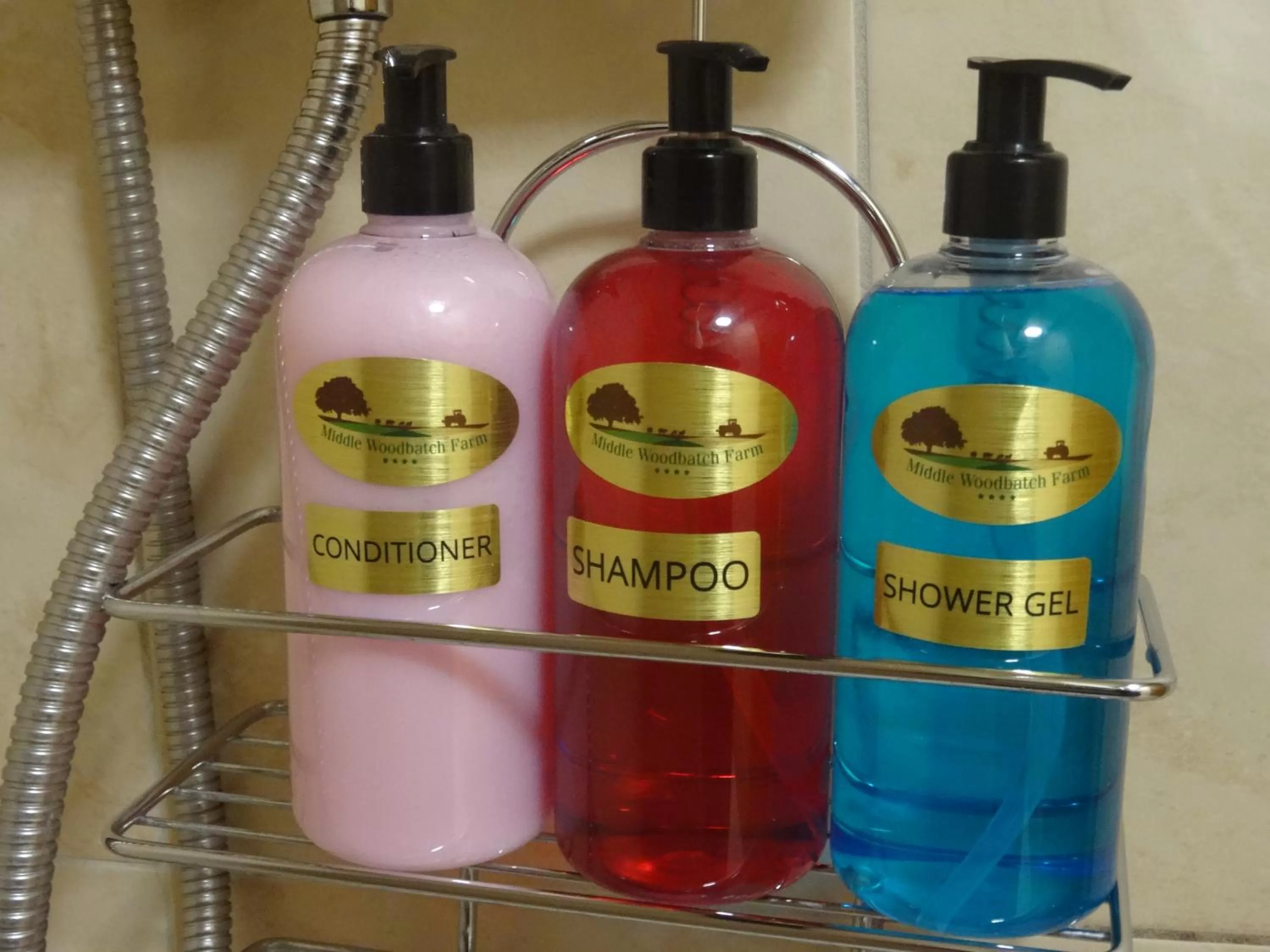 Shower, Drinks in Middle Woodbatch B&B