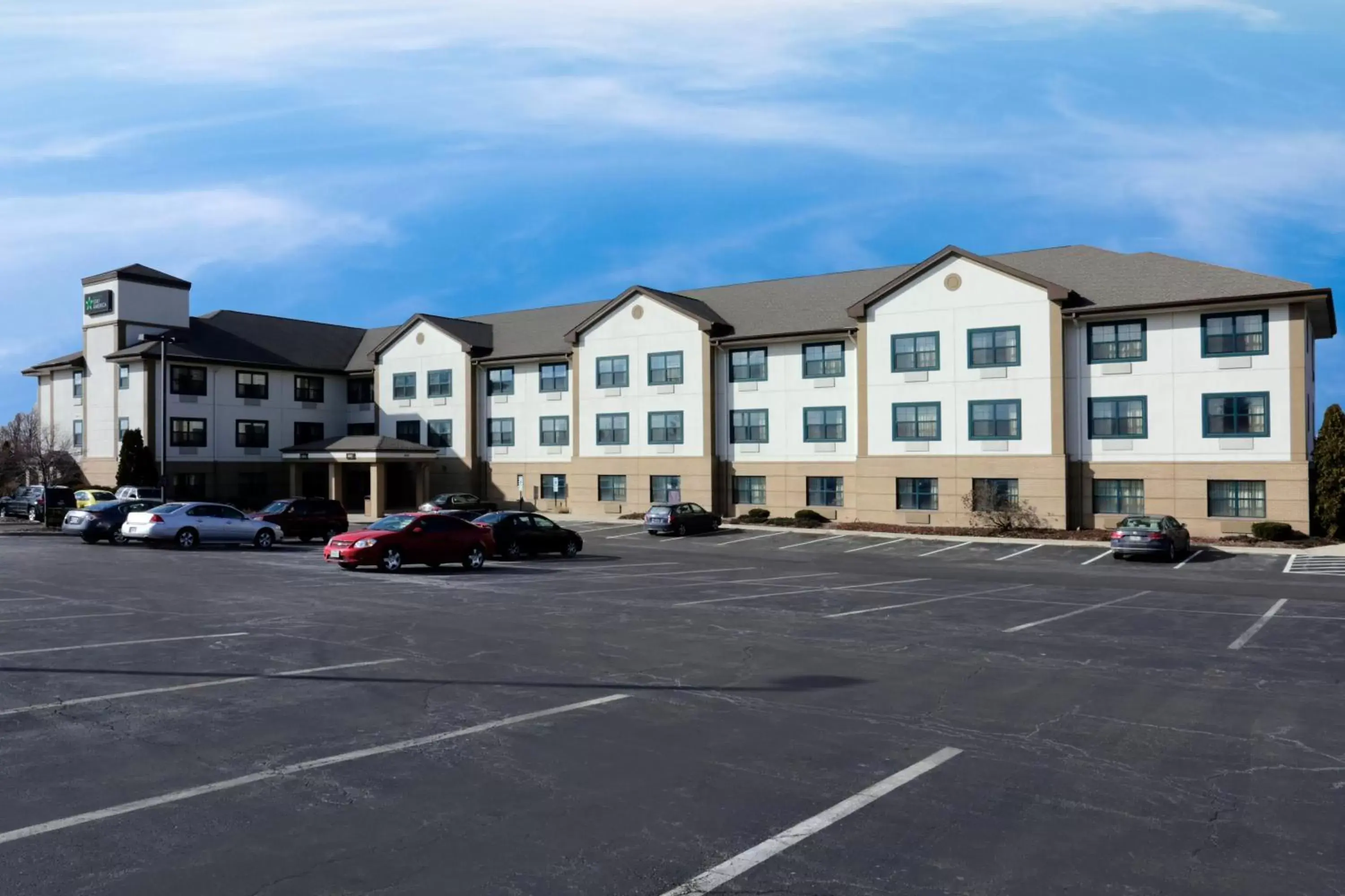 Property Building in Extended Stay America Suites - Chicago - Lisle