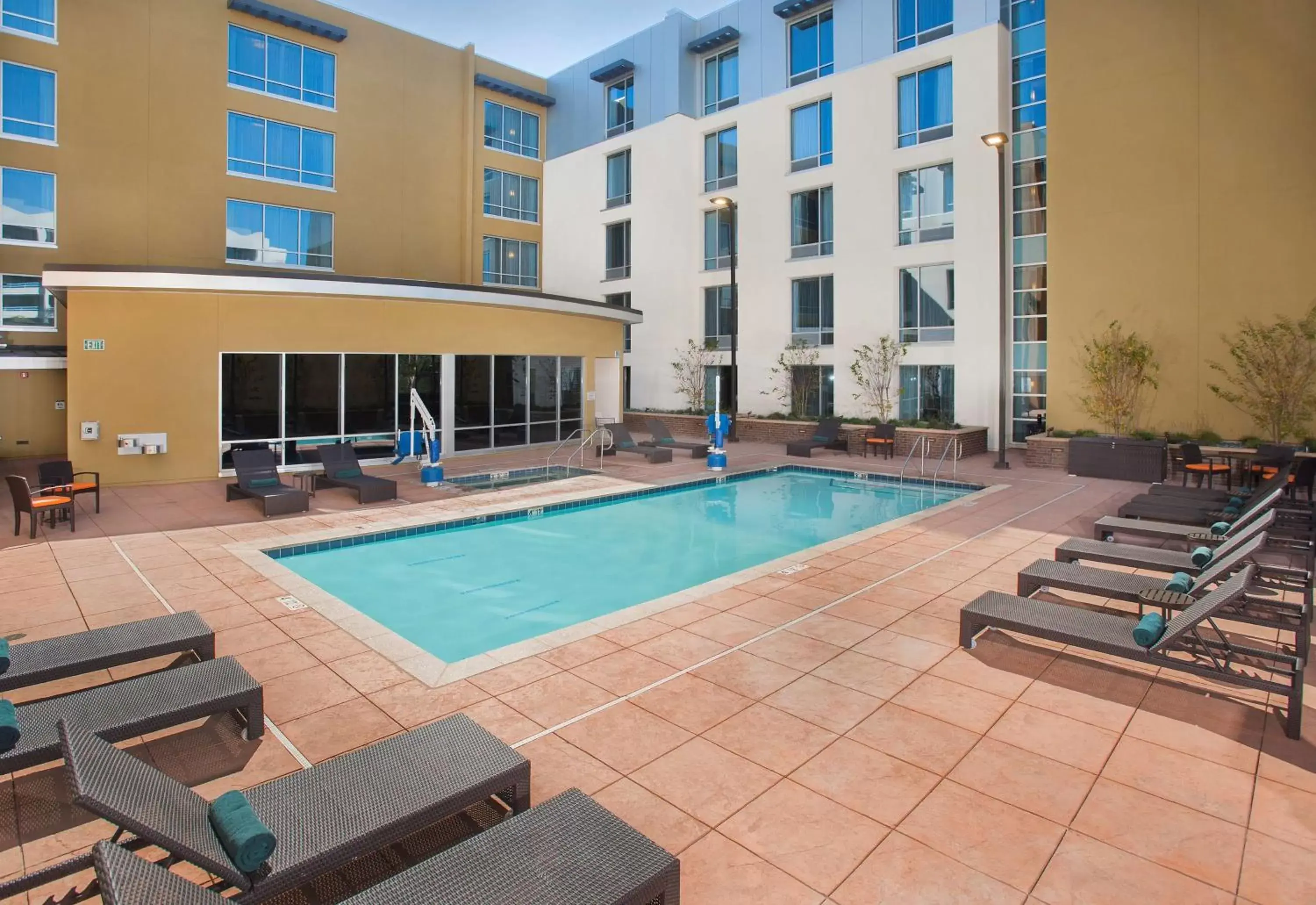 Pool view, Swimming Pool in Hilton Garden Inn Burbank Downtown