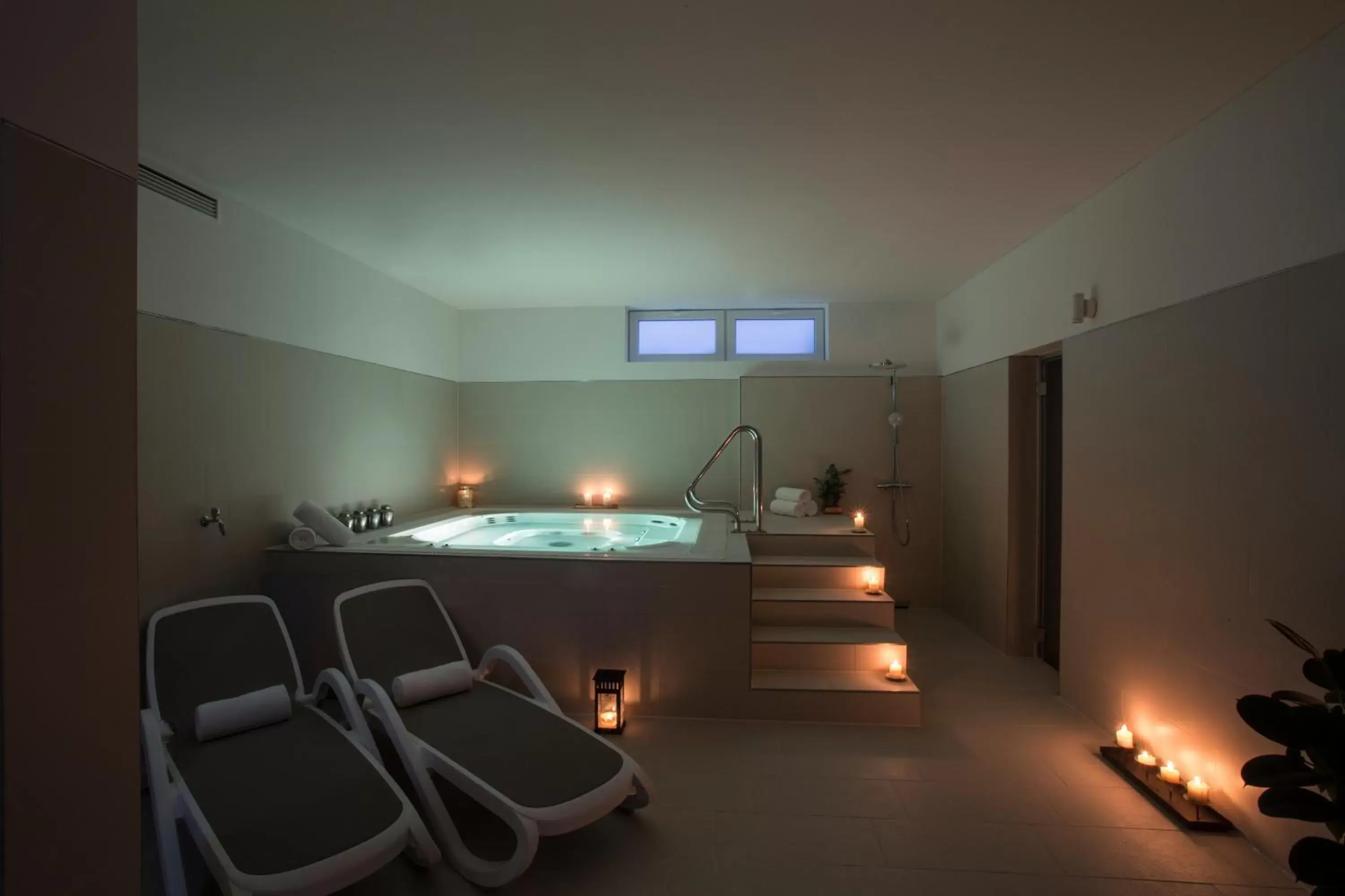 Hot Tub, Fitness Center/Facilities in TWO Hotel Berlin by Axel - Adults Only