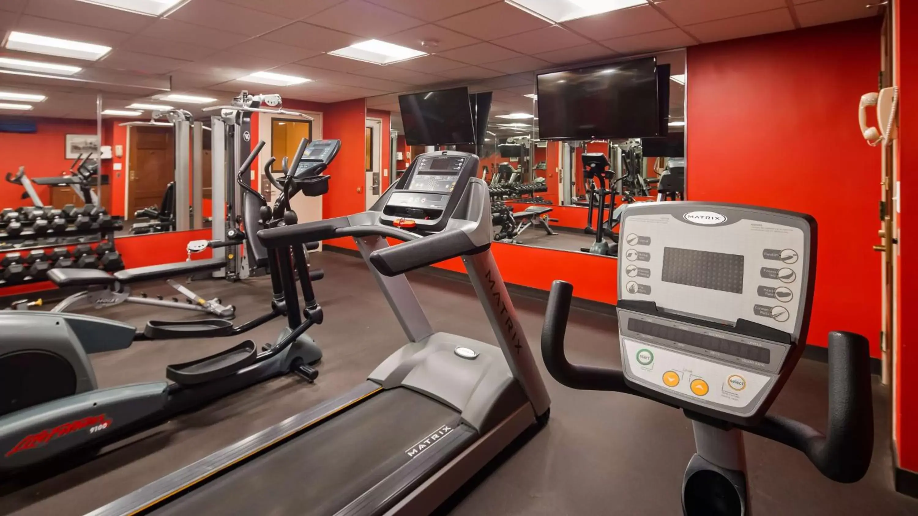 Fitness centre/facilities, Fitness Center/Facilities in Best Western Plus White Bear Country Inn