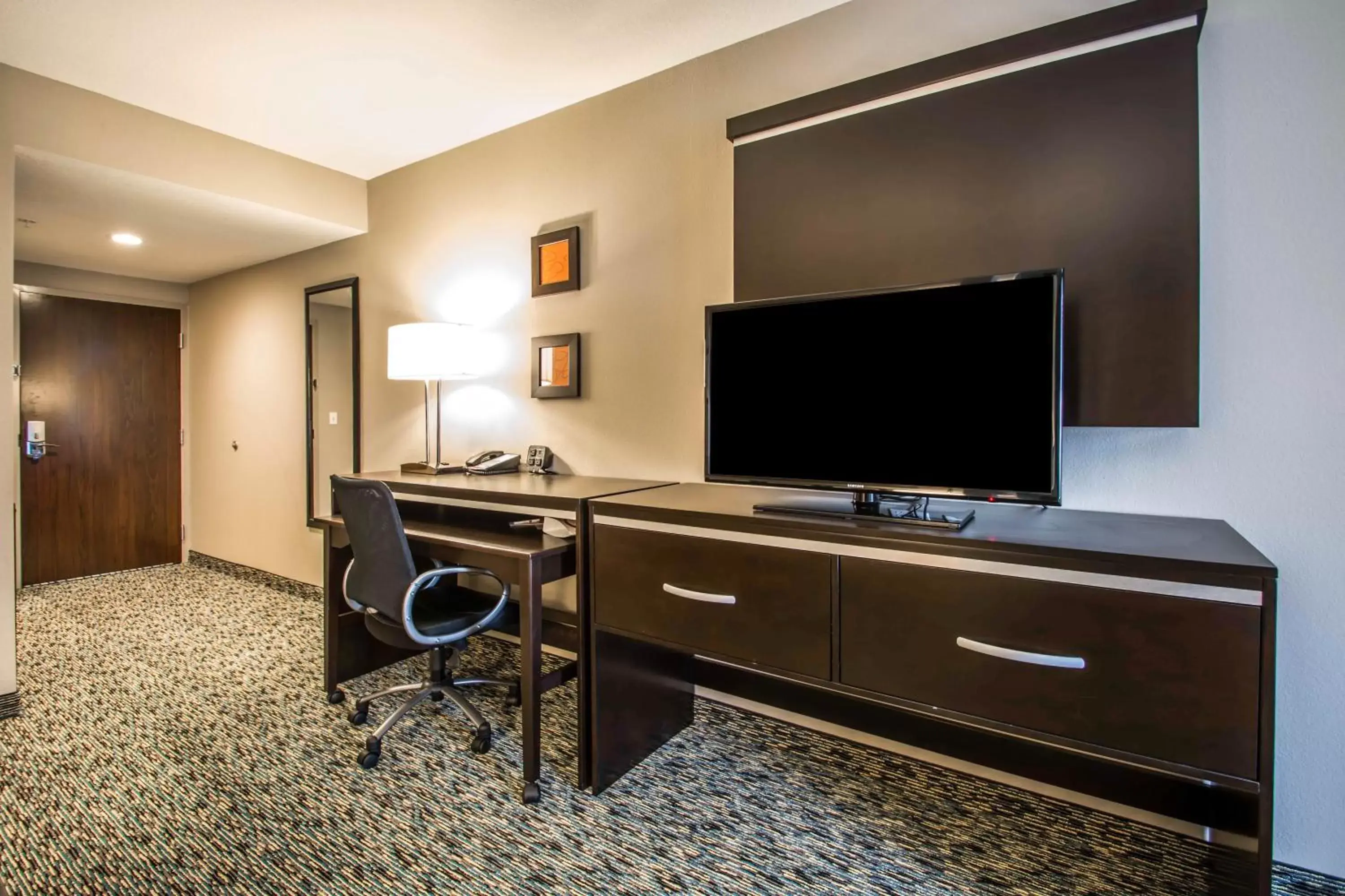 Other, TV/Entertainment Center in Comfort Suites Fort Lauderdale Airport South & Cruise Port