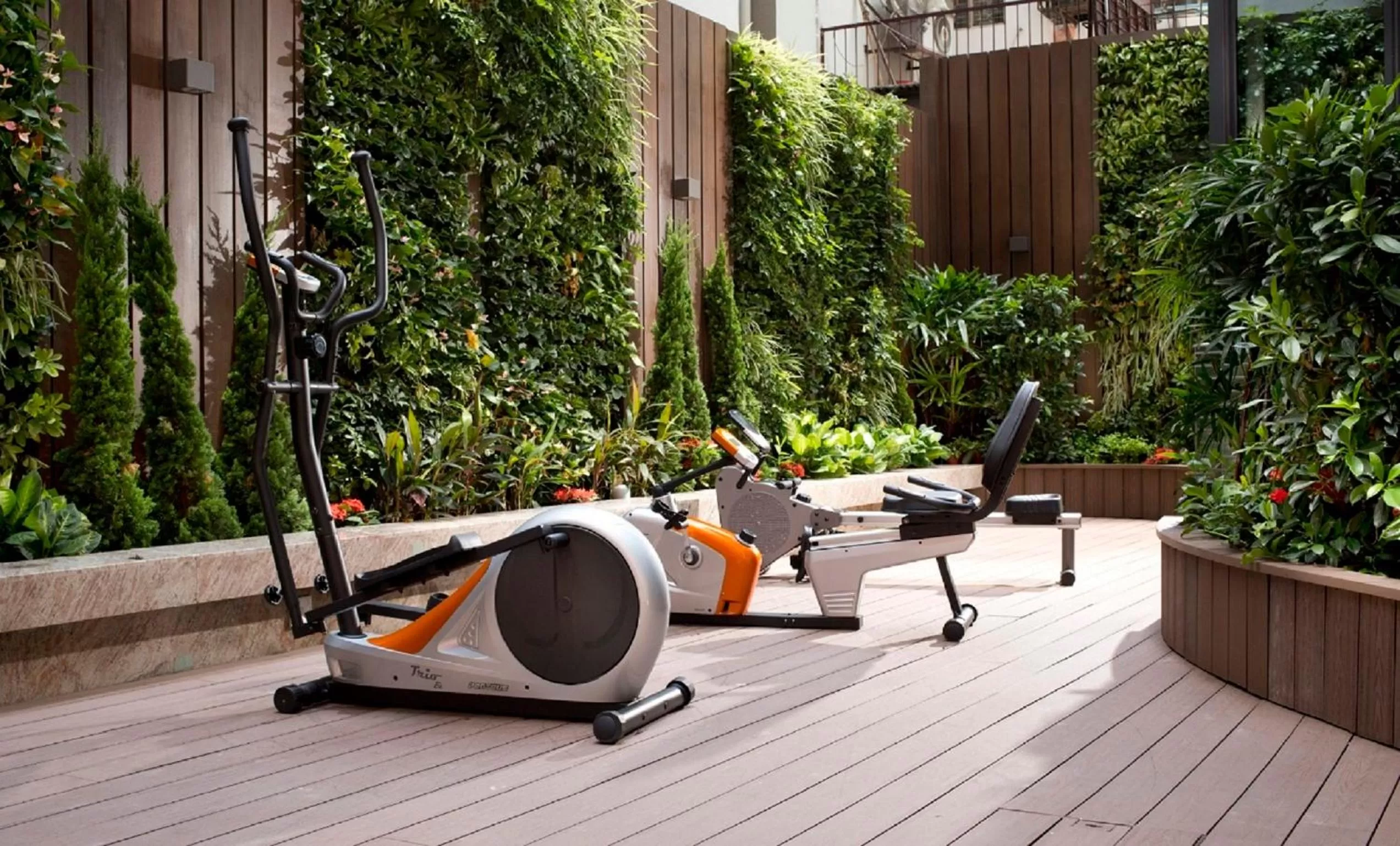 Fitness centre/facilities in iclub Sheung Wan Hotel