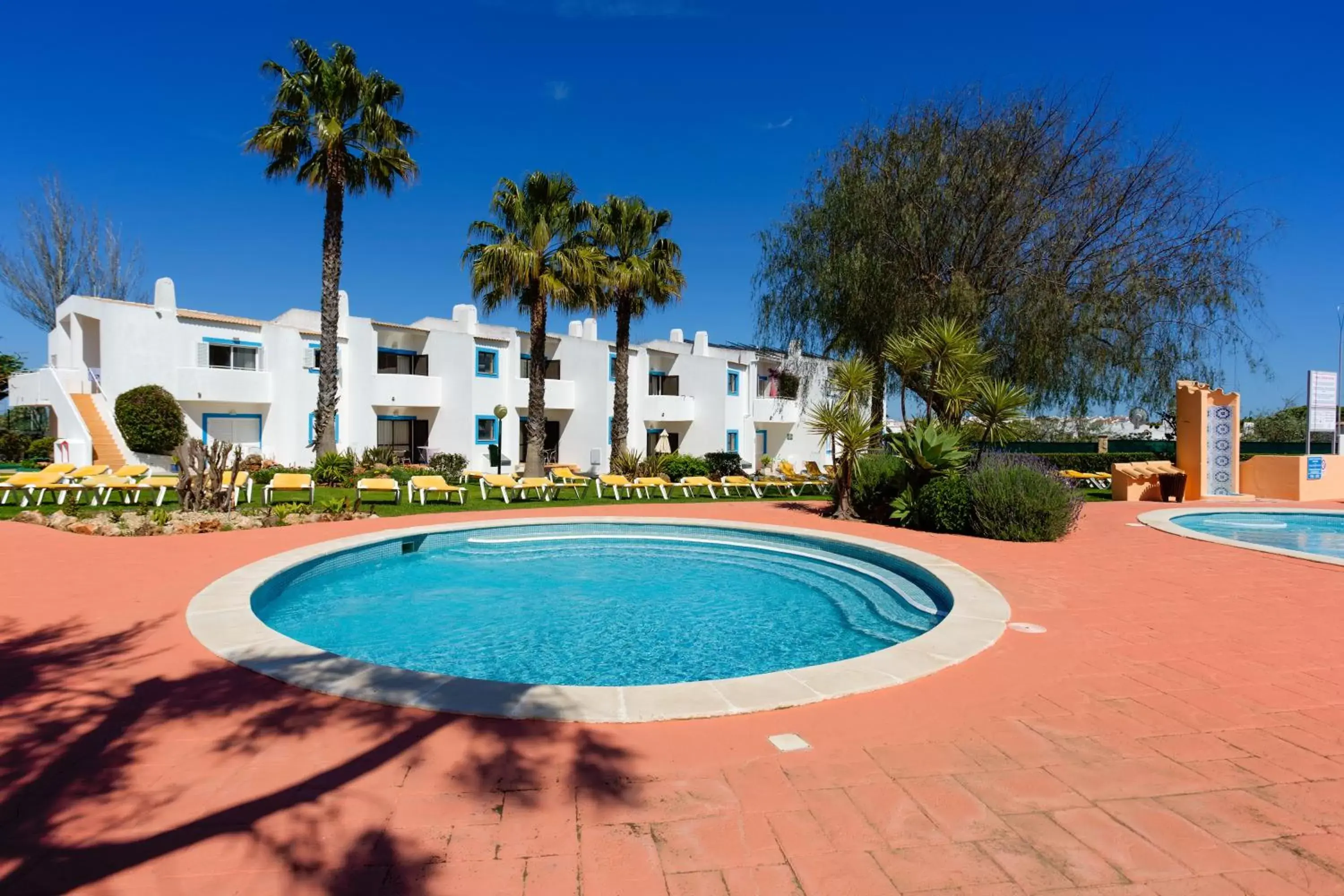 Swimming Pool in Quinta Do Paraiso - AL