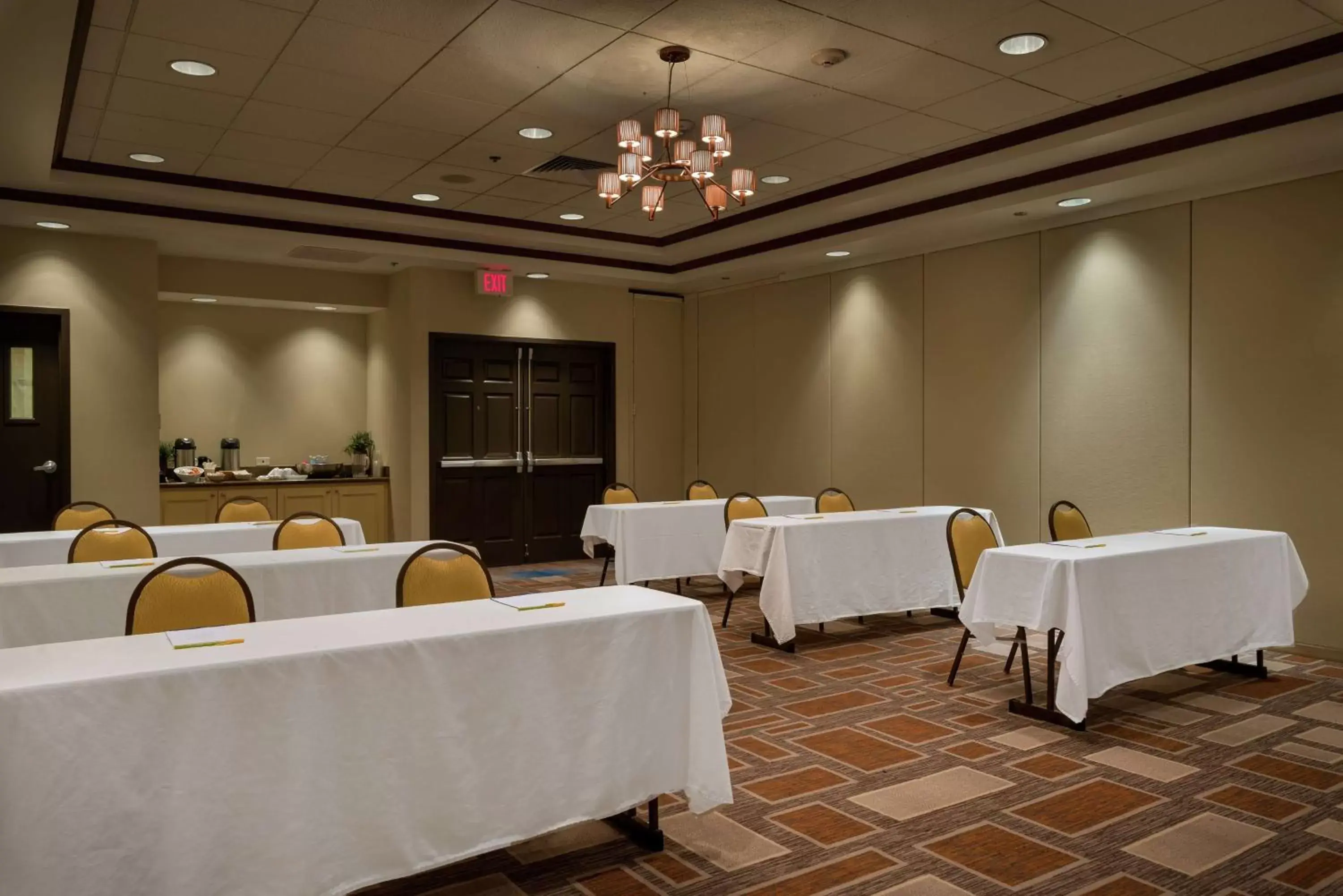 Meeting/conference room in Hilton Garden Inn Phoenix Airport North