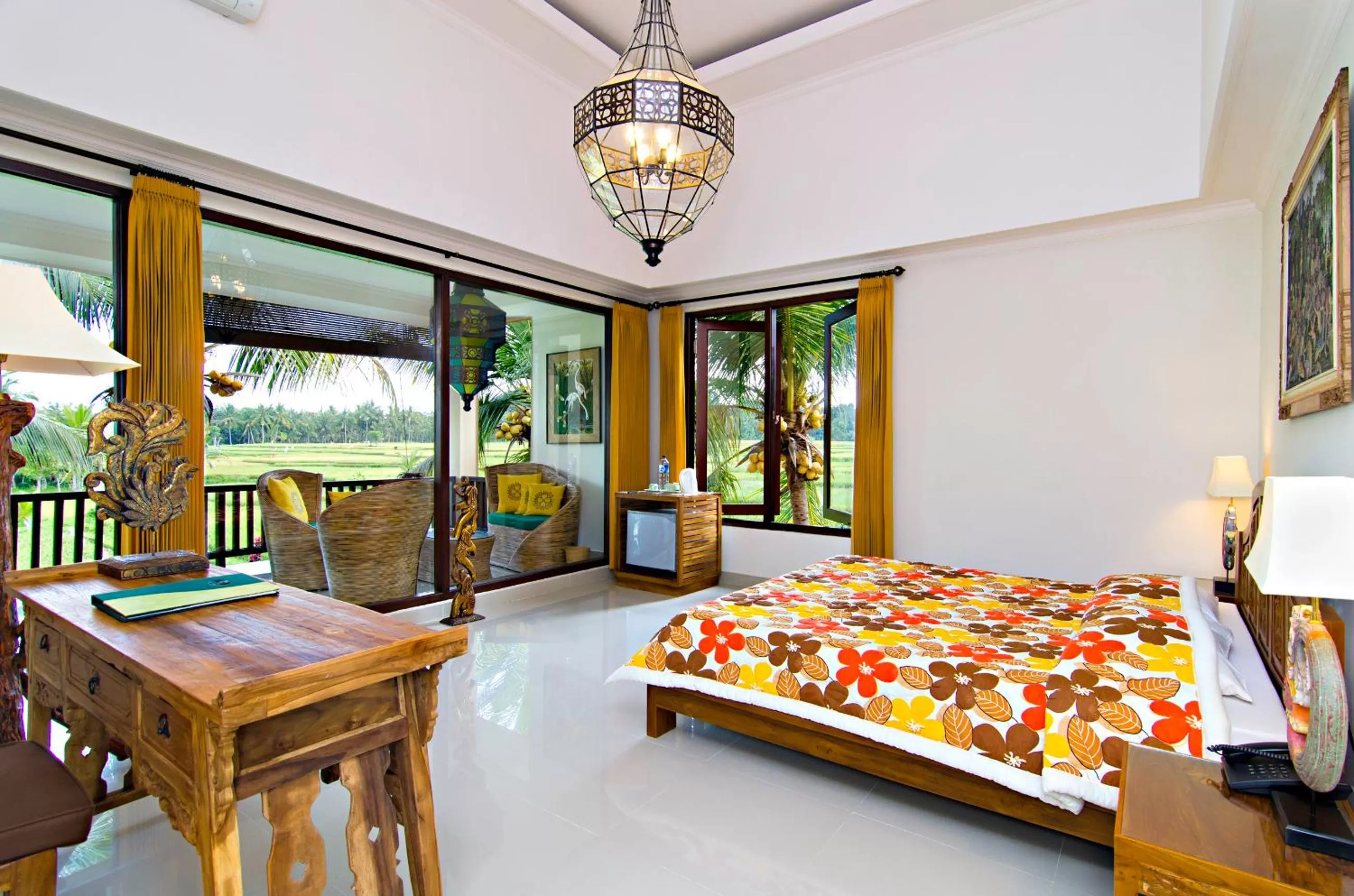 Bedroom, Bed in Green Field Hotel and Restaurant