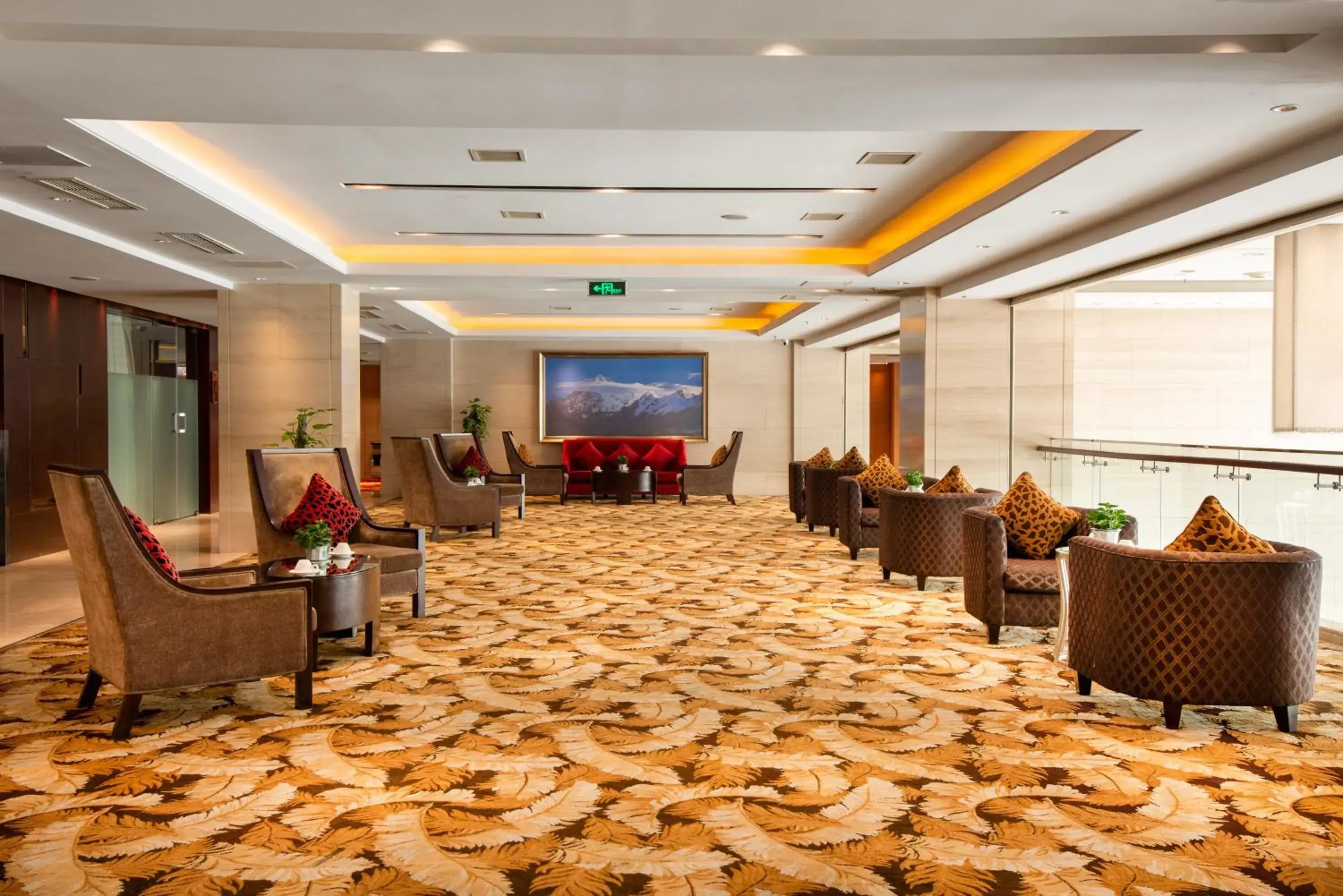 Meeting/conference room in Holiday Inn Chengdu Century City - East, an IHG Hotel