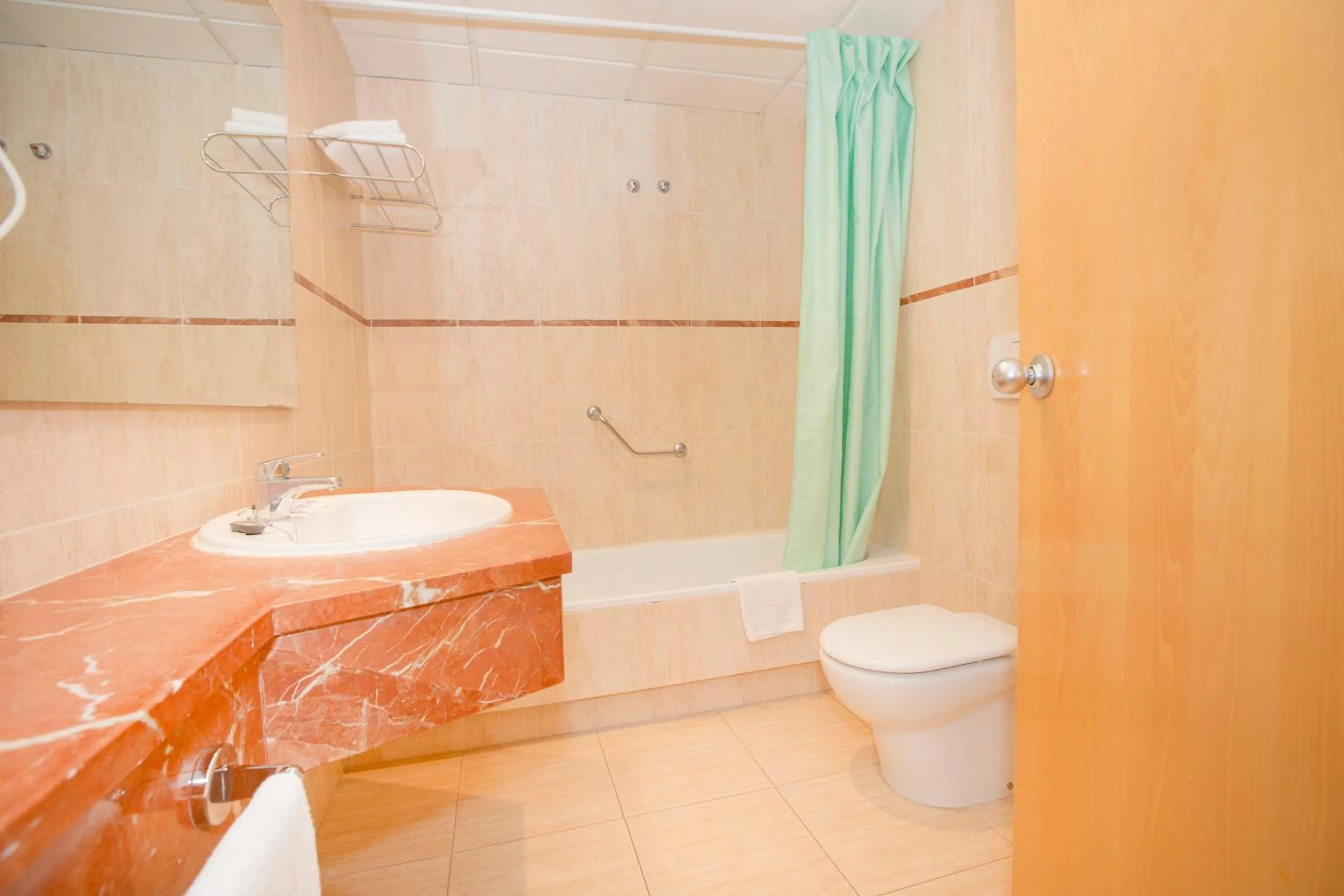 Toilet in Hotel Tres Anclas