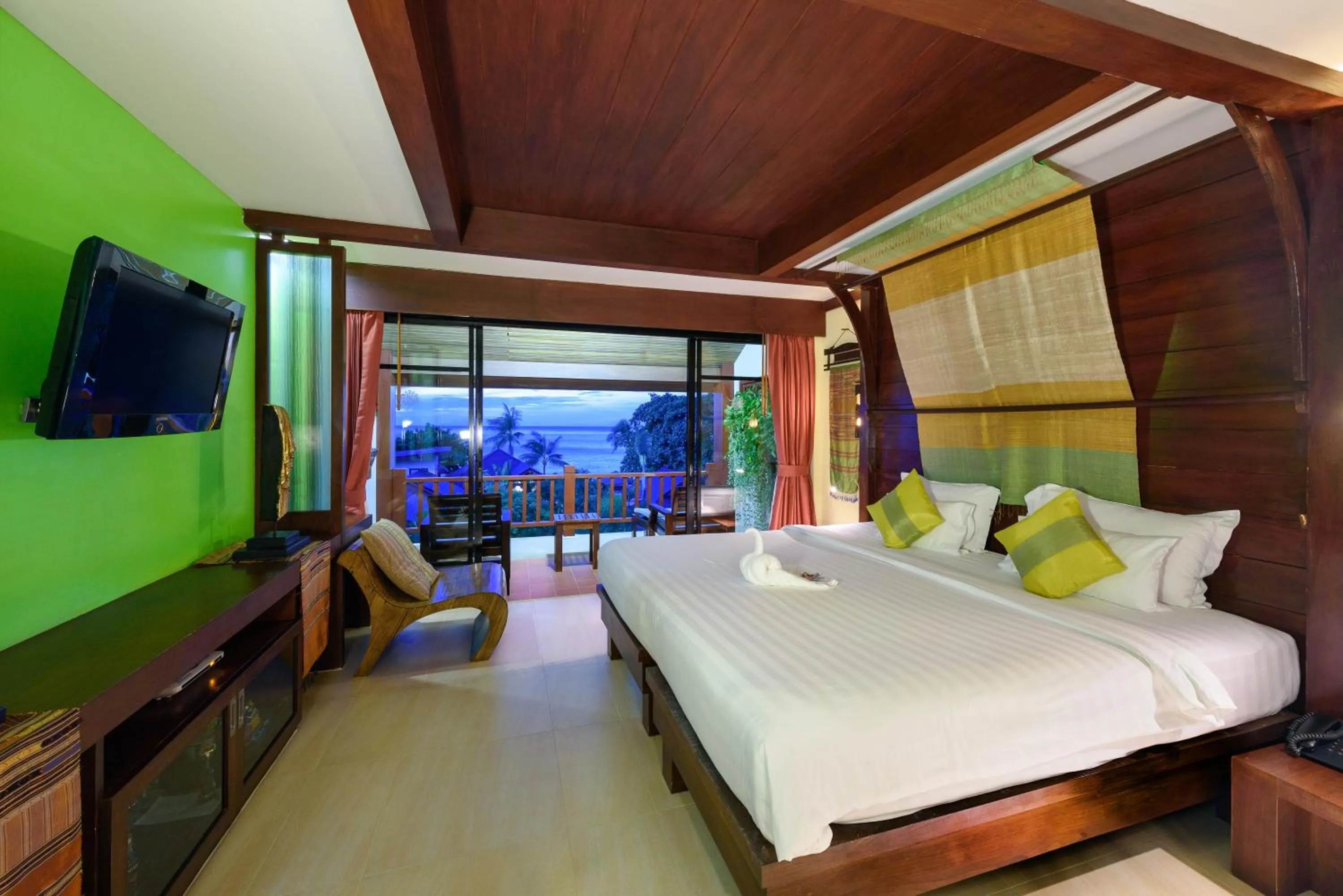 Photo of the whole room, Bed in Samui Jasmine Resort - SHA Plus