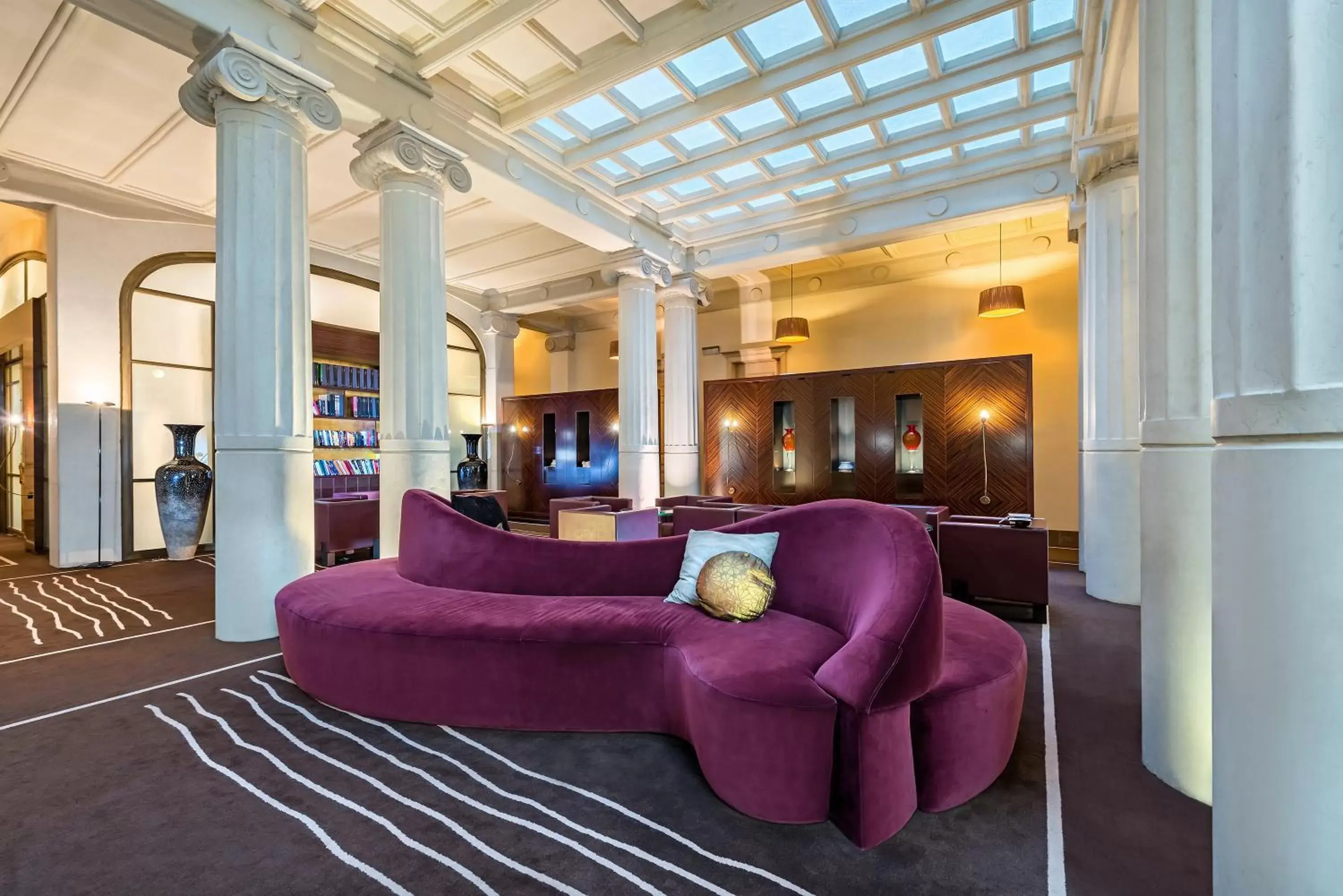Library, Lobby/Reception in Hotel Casa Fuster G.L Monumento