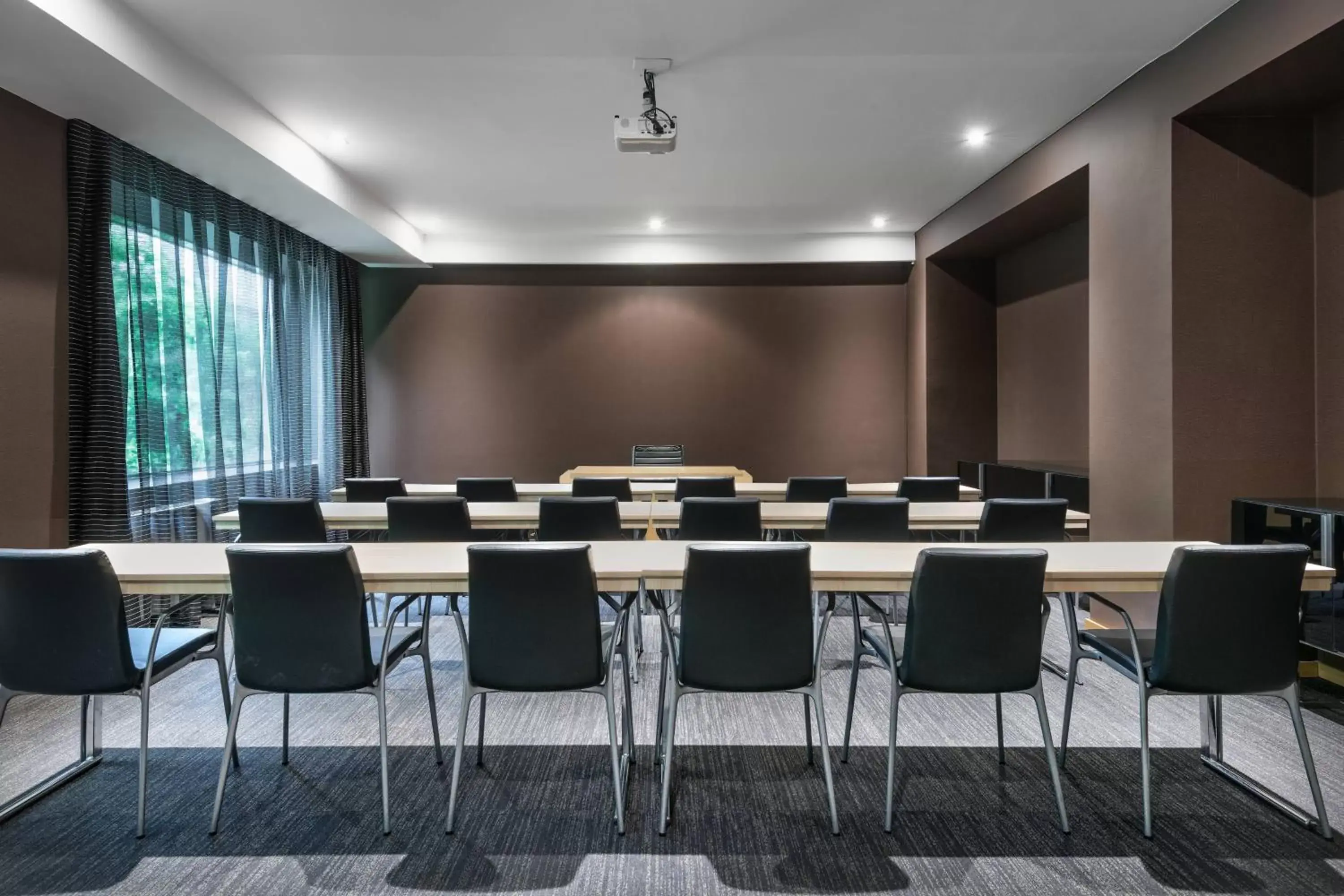 Meeting/conference room in AC Hotel Milano by Marriott